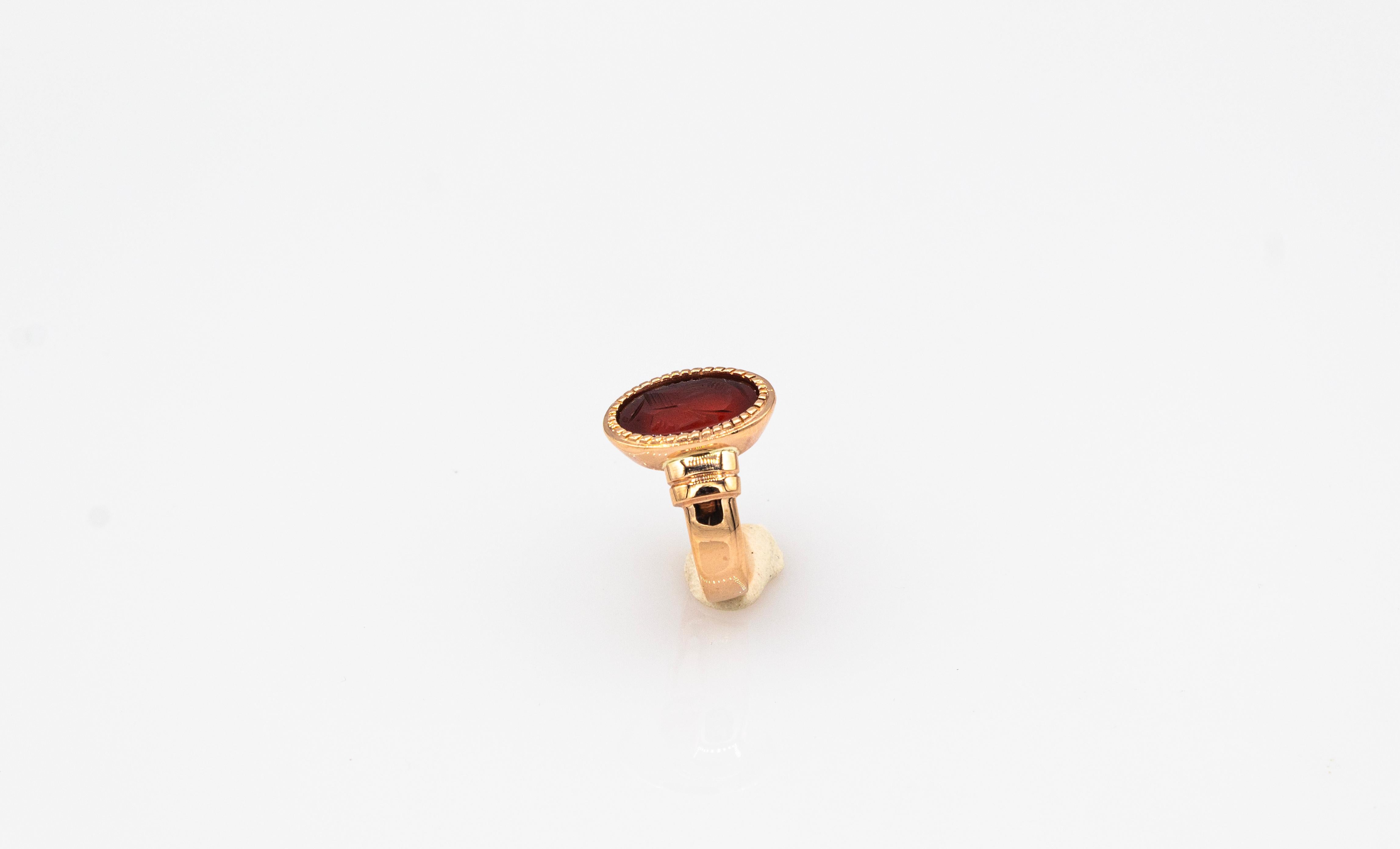 Art Nouveau Style 4.20 Carats Carved Red Carnelian Yellow Gold Cocktail Ring In New Condition For Sale In Naples, IT