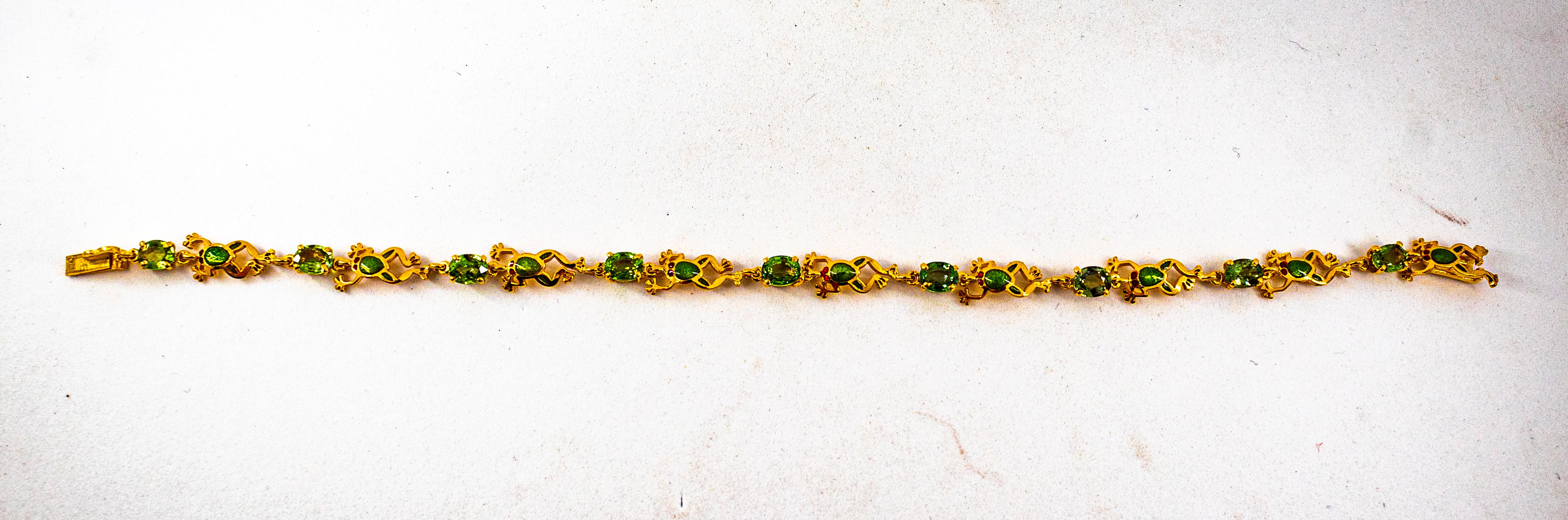 Bracelet « Frog » en or jaune et émail avec saphirs verts de 4,50 carats, style Art nouveau Unisexe en vente