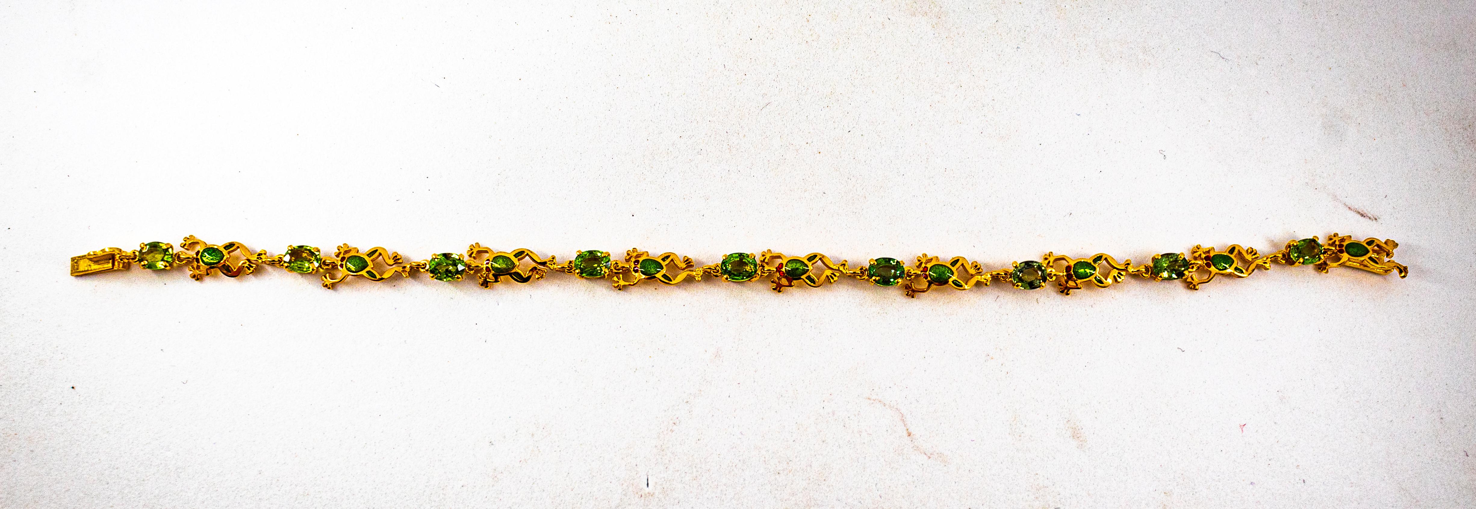 Bracelet « Frog » en or jaune et émail avec saphirs verts de 4,50 carats, style Art nouveau en vente 1
