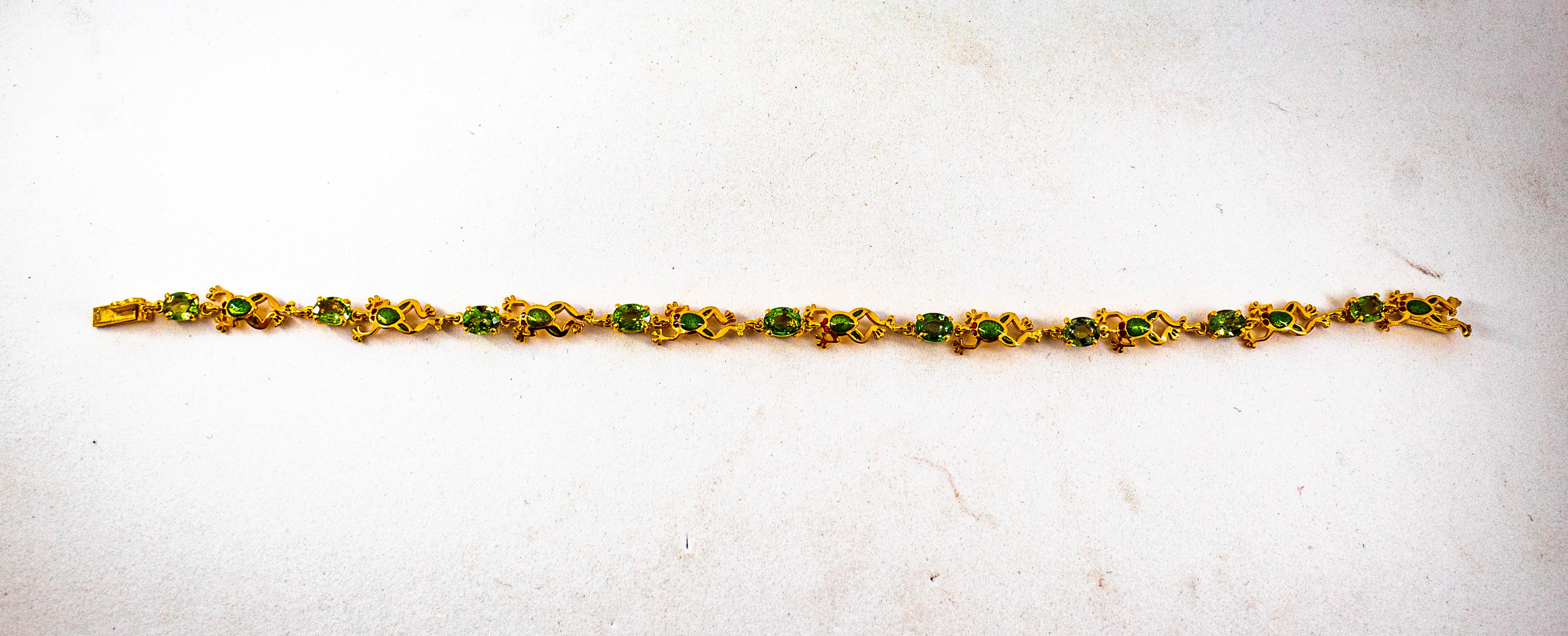 Bracelet « Frog » en or jaune et émail avec saphirs verts de 4,50 carats, style Art nouveau en vente 3