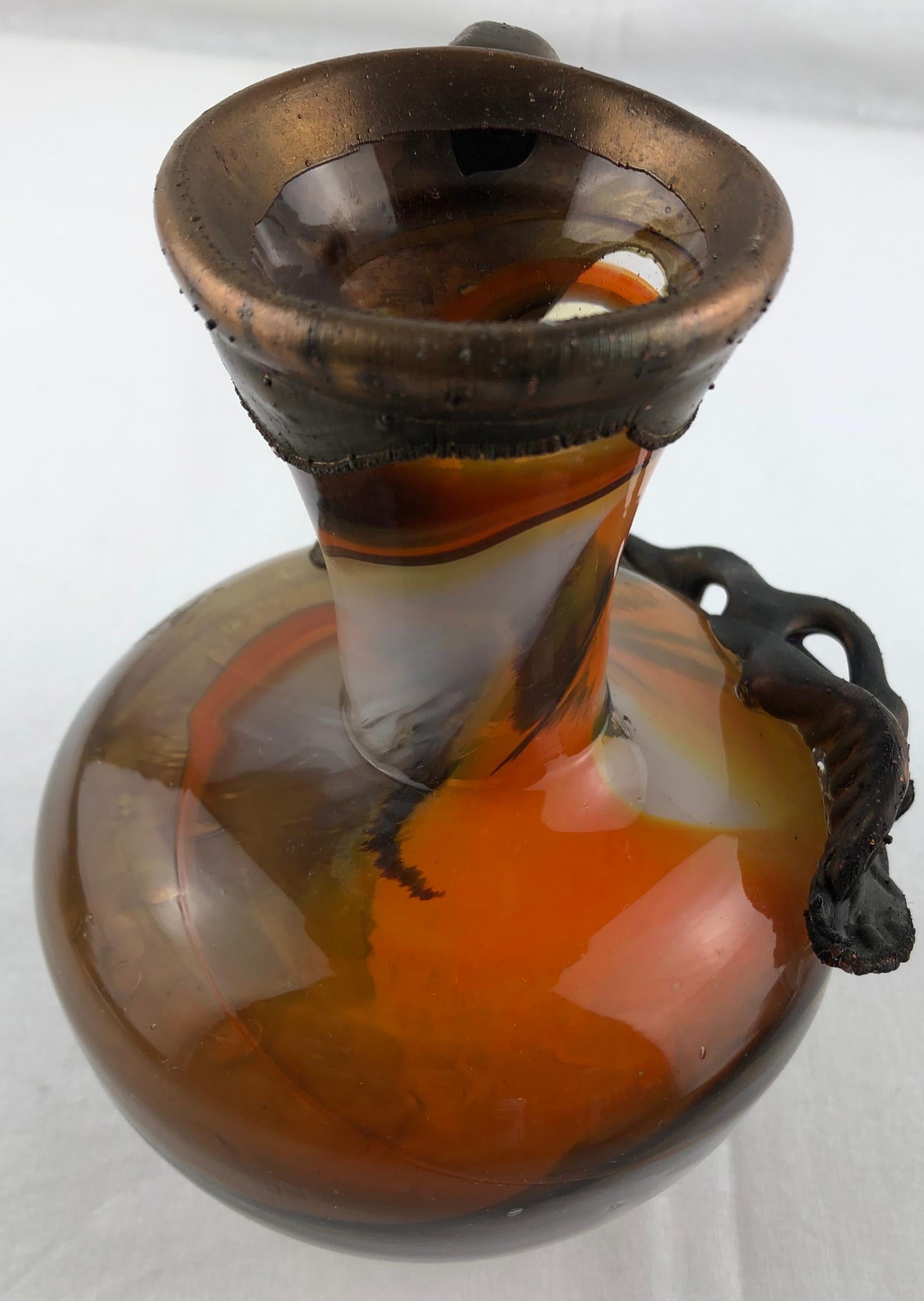 Franzsische Vase aus Kunstglas im Art nouveau-Stil, signiert im Angebot 4
