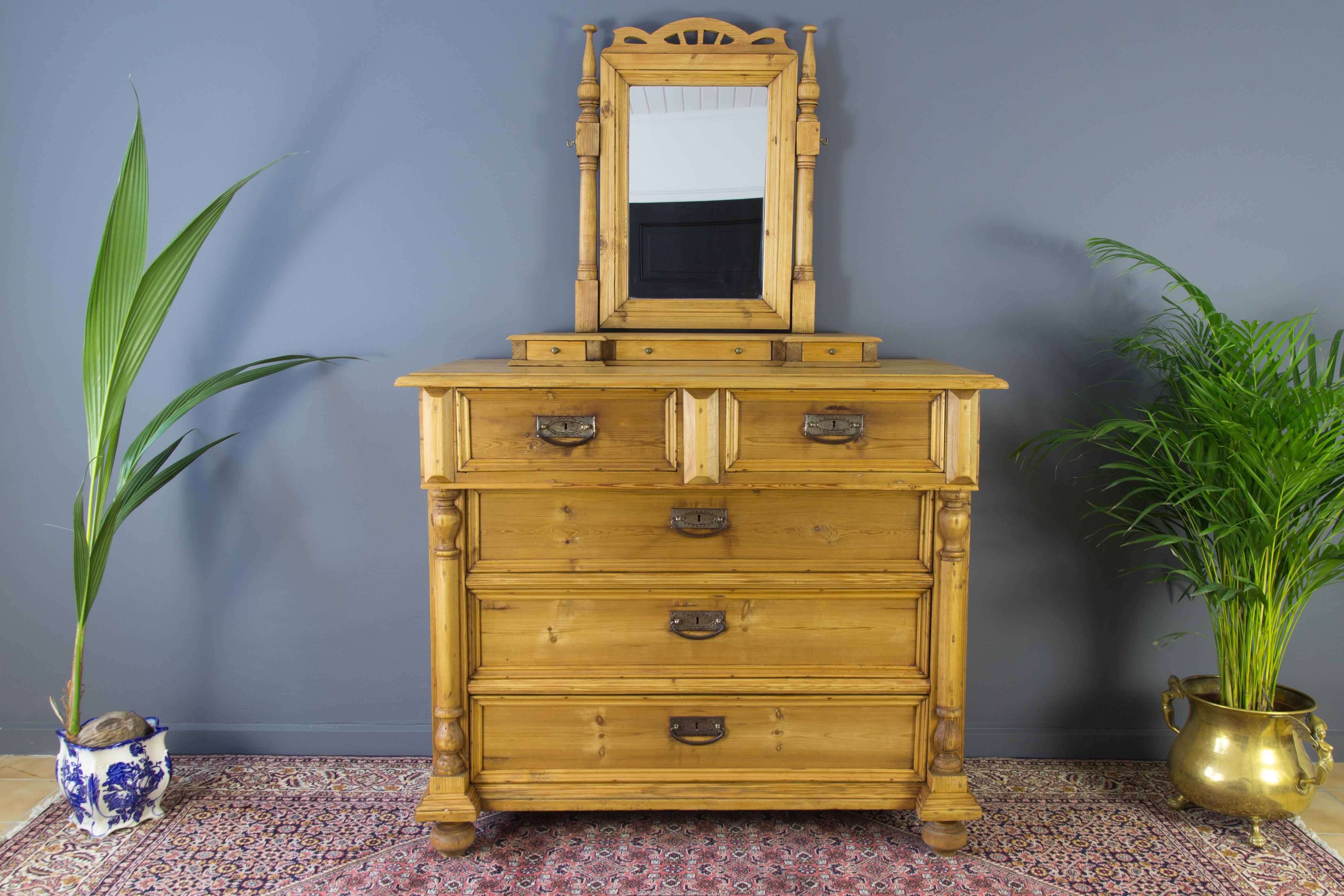 Art Nouveau Baltic Pine Chest of Drawers with Mirror, 1930s For Sale 3