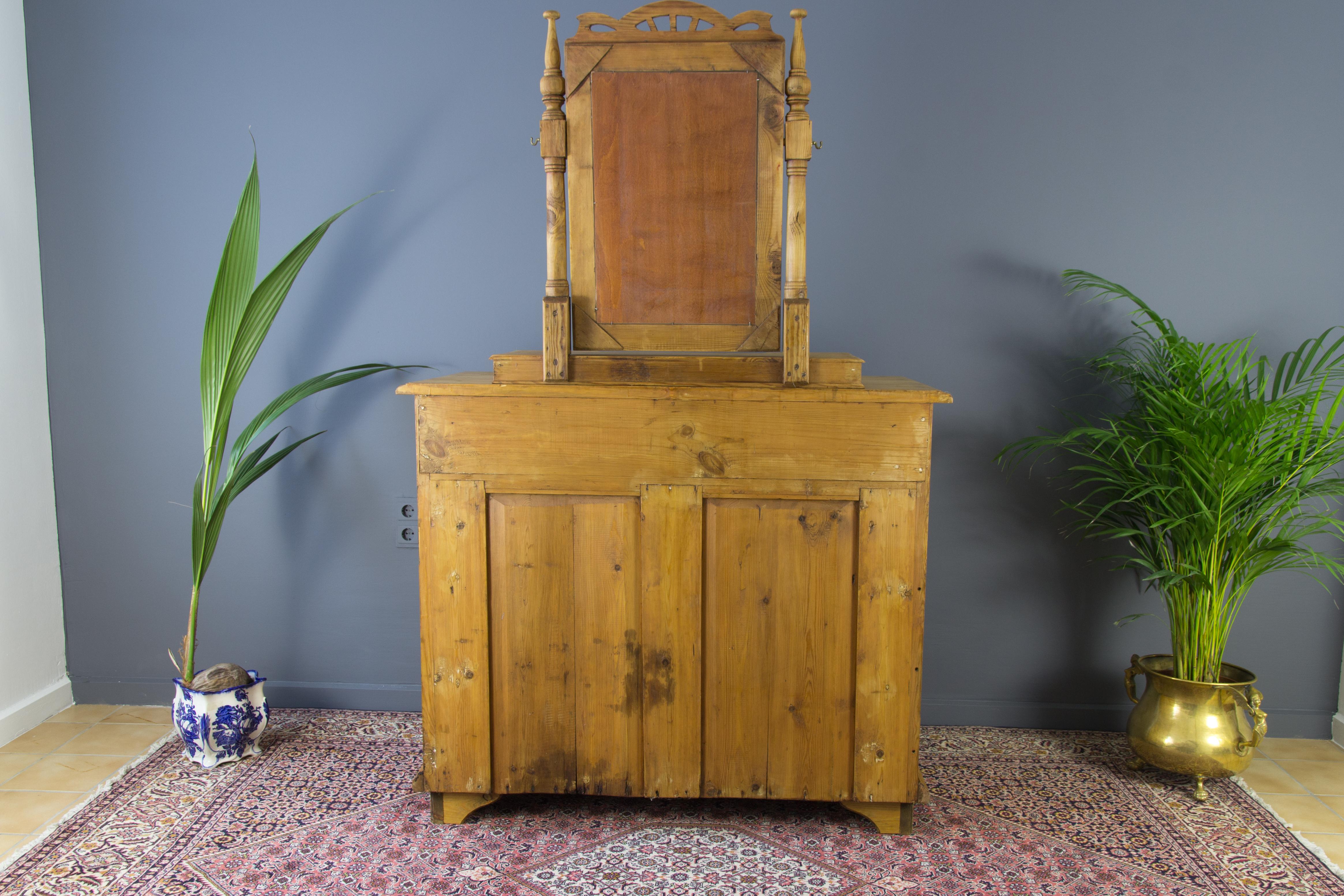 Art Nouveau Baltic Pine Chest of Drawers with Mirror, 1930s For Sale 7