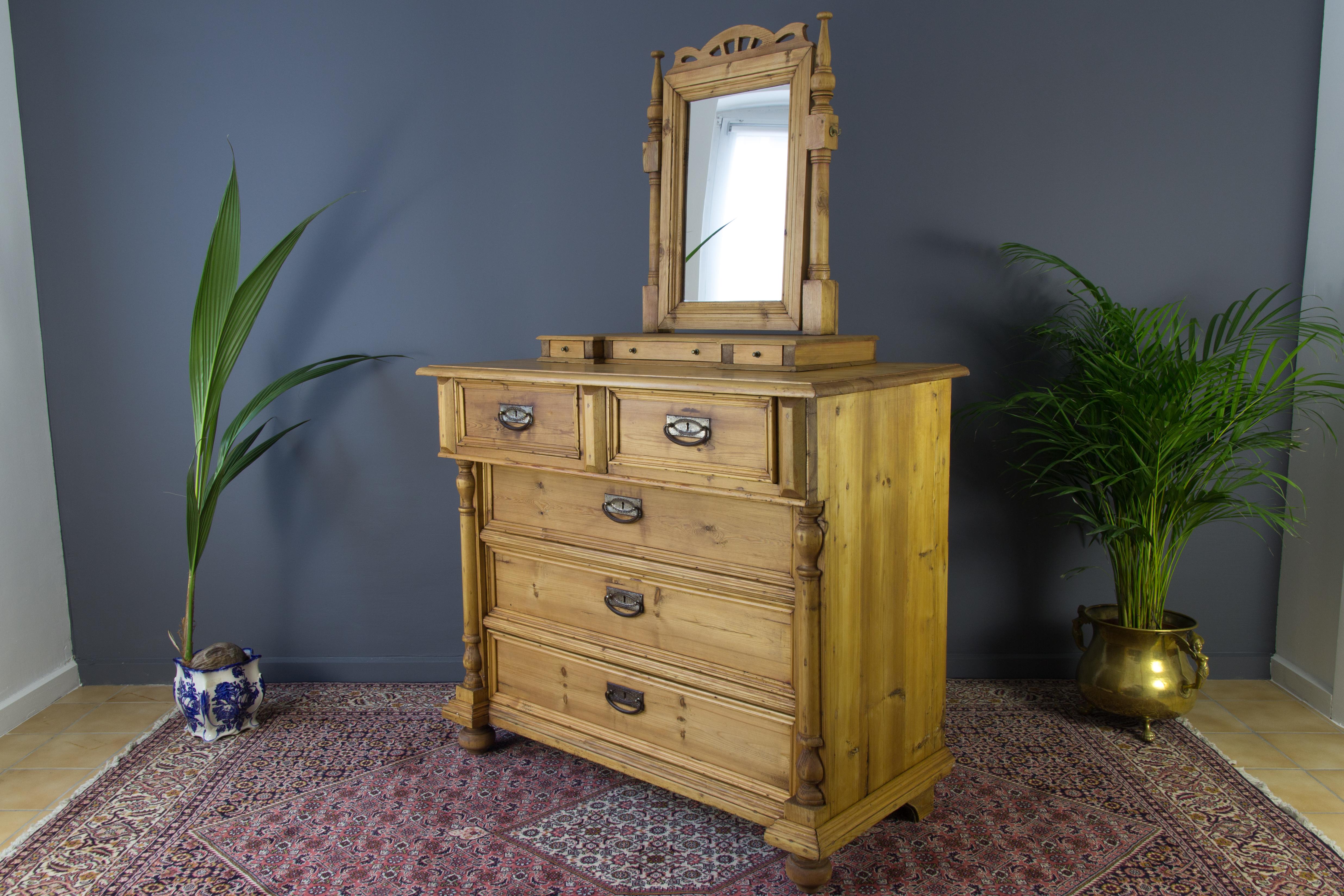 Art Nouveau Baltic Pine Chest of Drawers with Mirror, 1930s For Sale 10