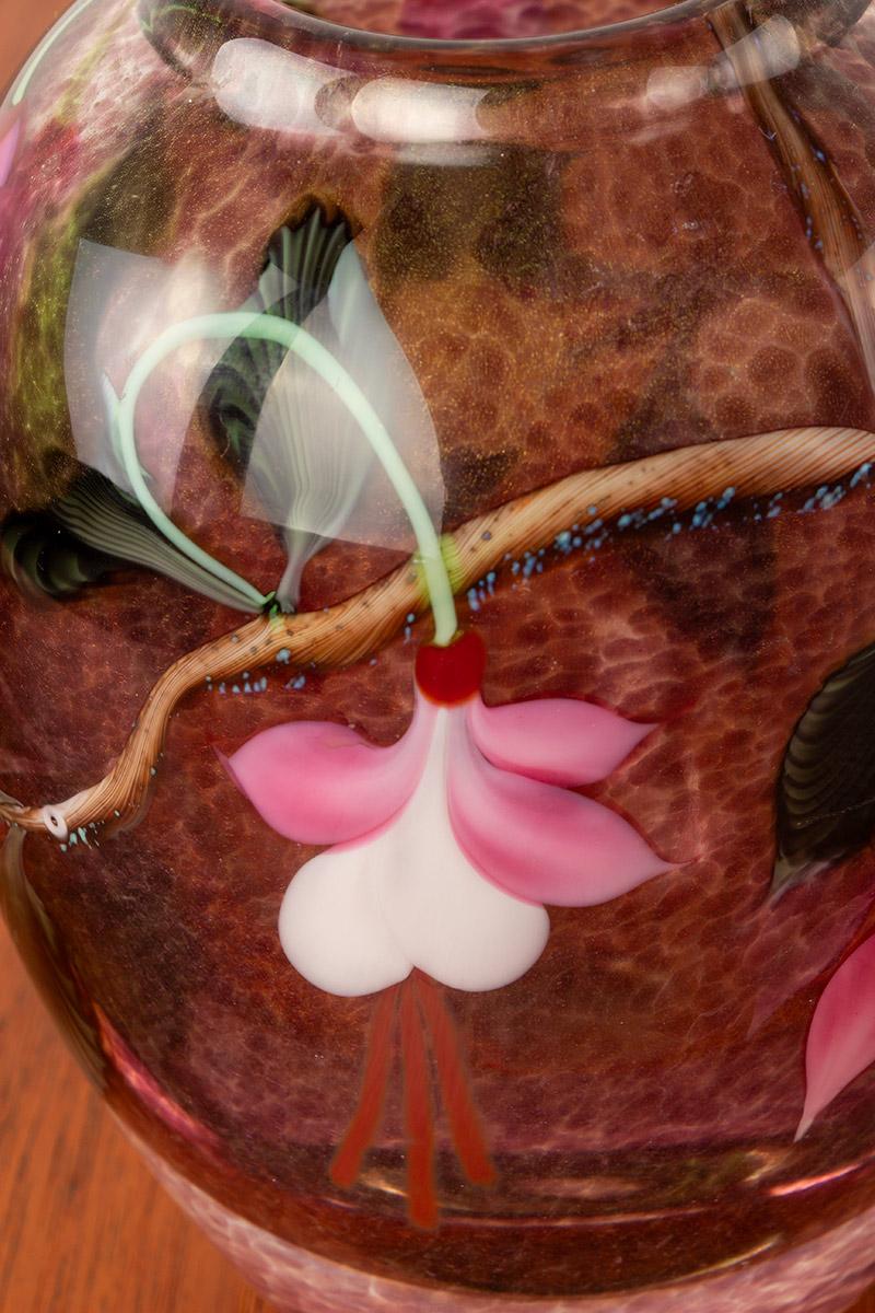 Vaso in vetro soffiato in stile Art Nouveau di Ed Aleksander per Orient & Flume 1975. in vendita 3
