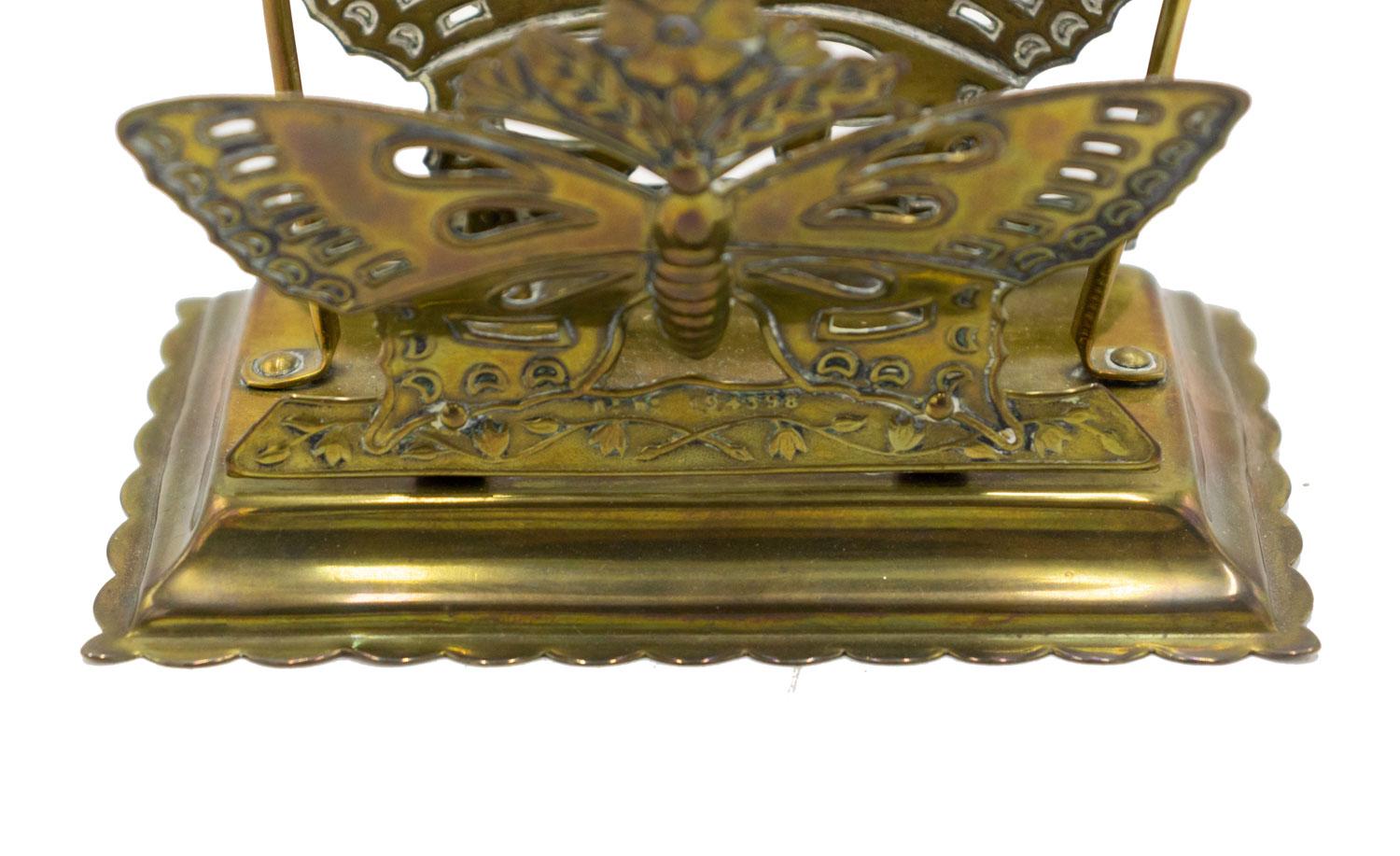 Art Nouveau Style Messing Schmetterling Briefhalter (Unbekannt) im Angebot