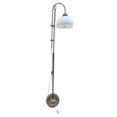 Lampadaire en laiton de style Art Nouveau