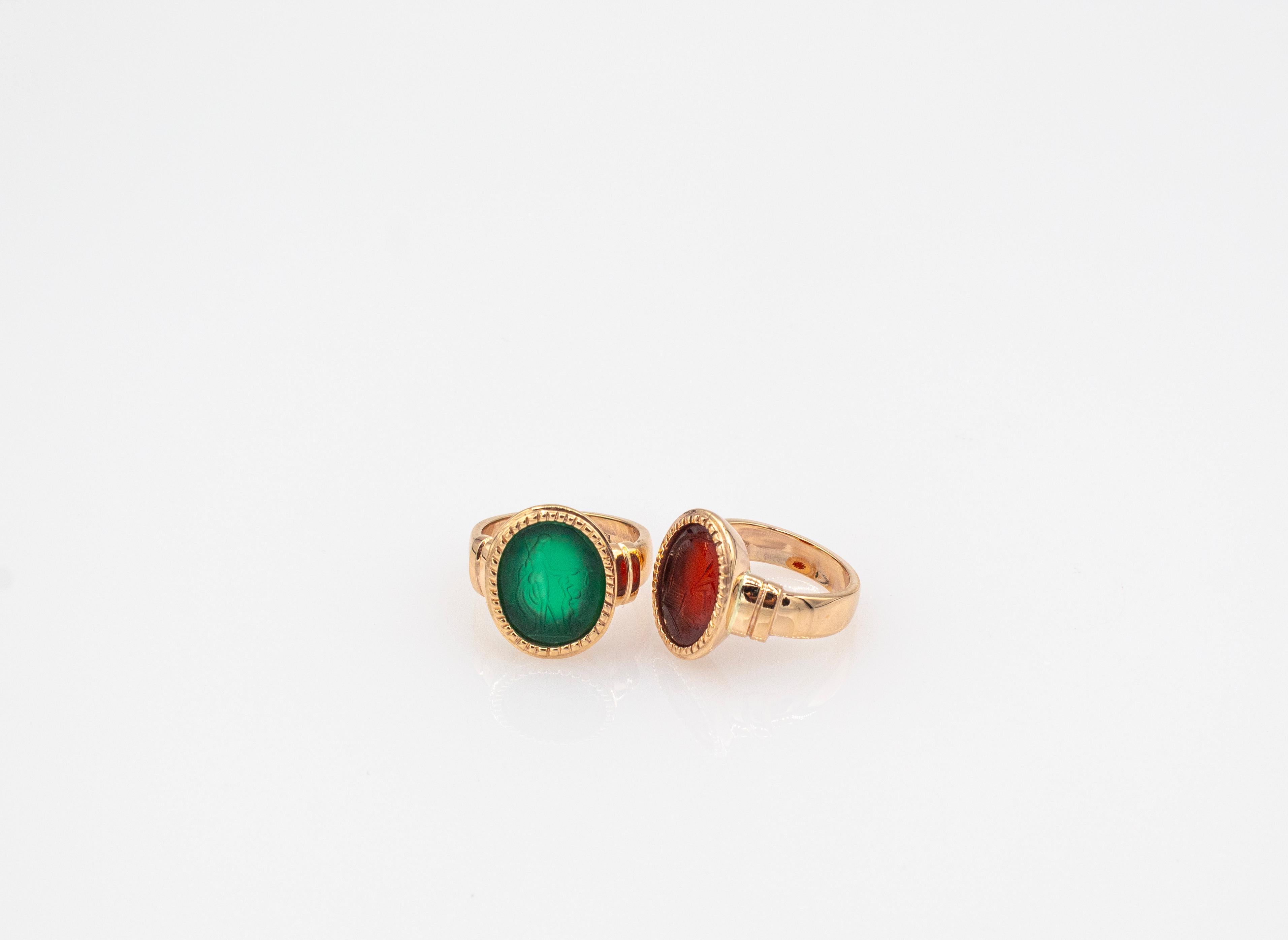 Art Nouveau Style Carved Green Carnelian Yellow Gold Cocktail Ring 7