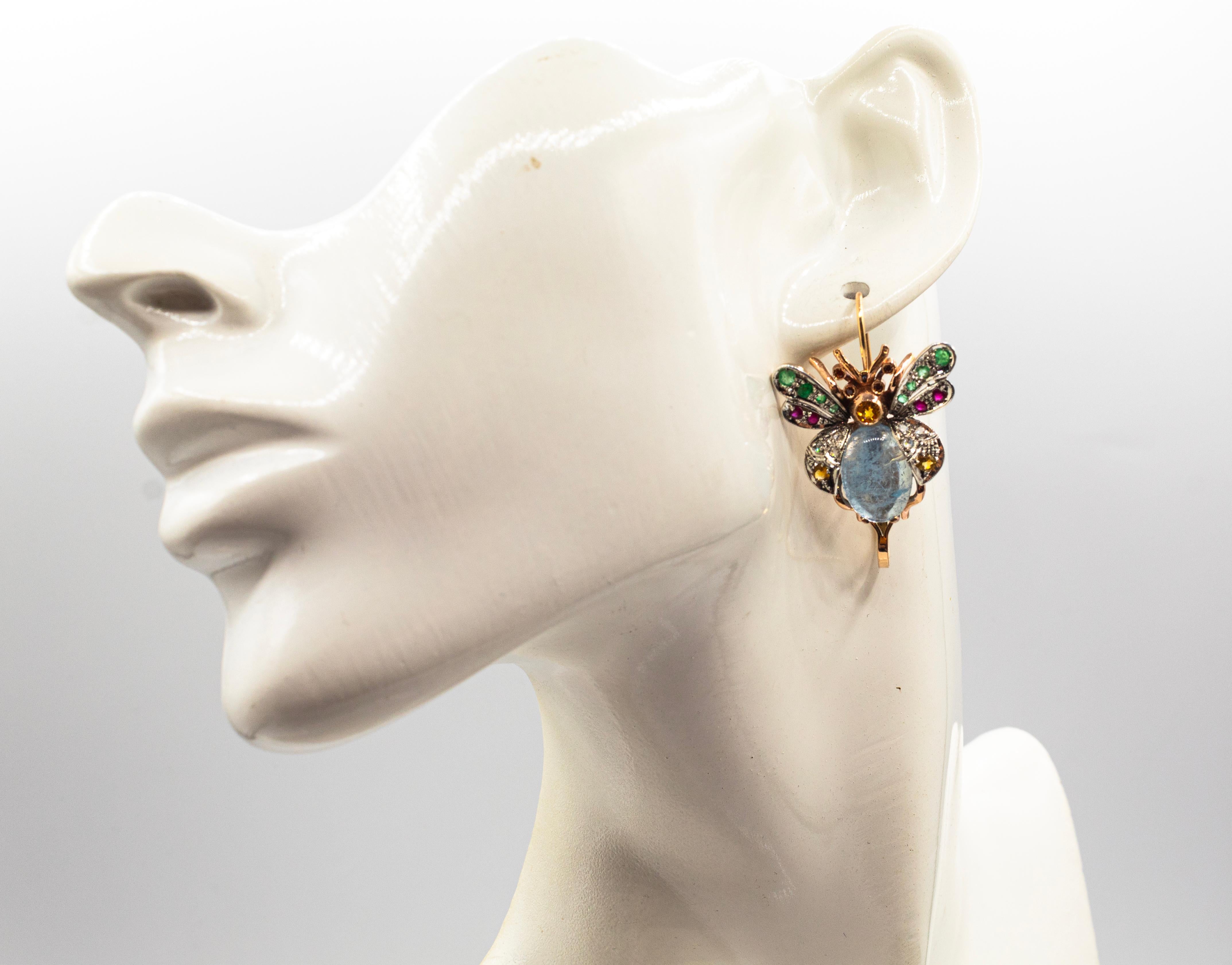 Boucles d'oreilles de style Art nouveau en or jaune, diamant, émeraude, saphir, rubis et aigue-marine en vente 3
