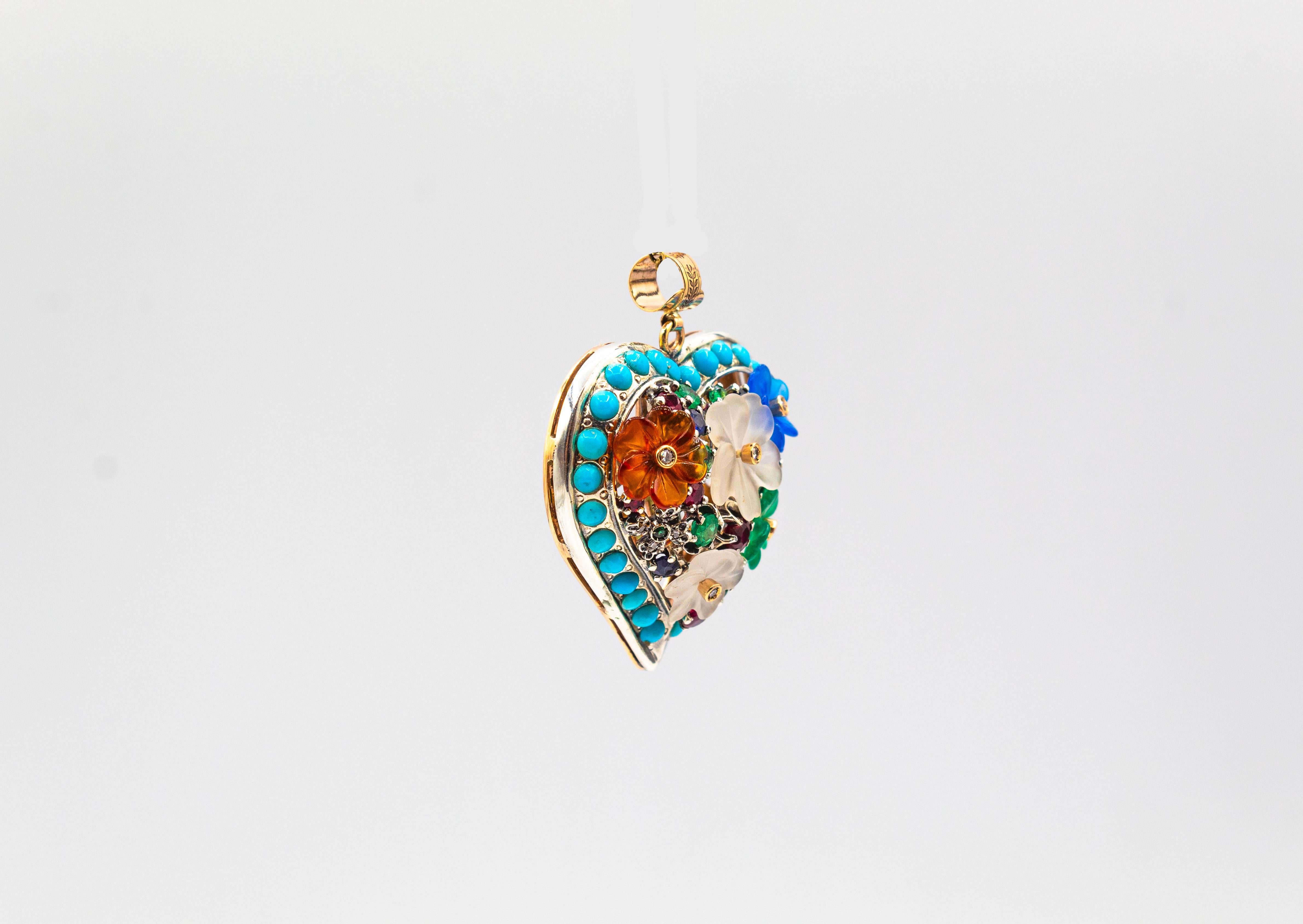 Art nouveau Pendentif Flowers de style Art Nouveau en or jaune avec diamant, rubis, émeraude et saphir en vente
