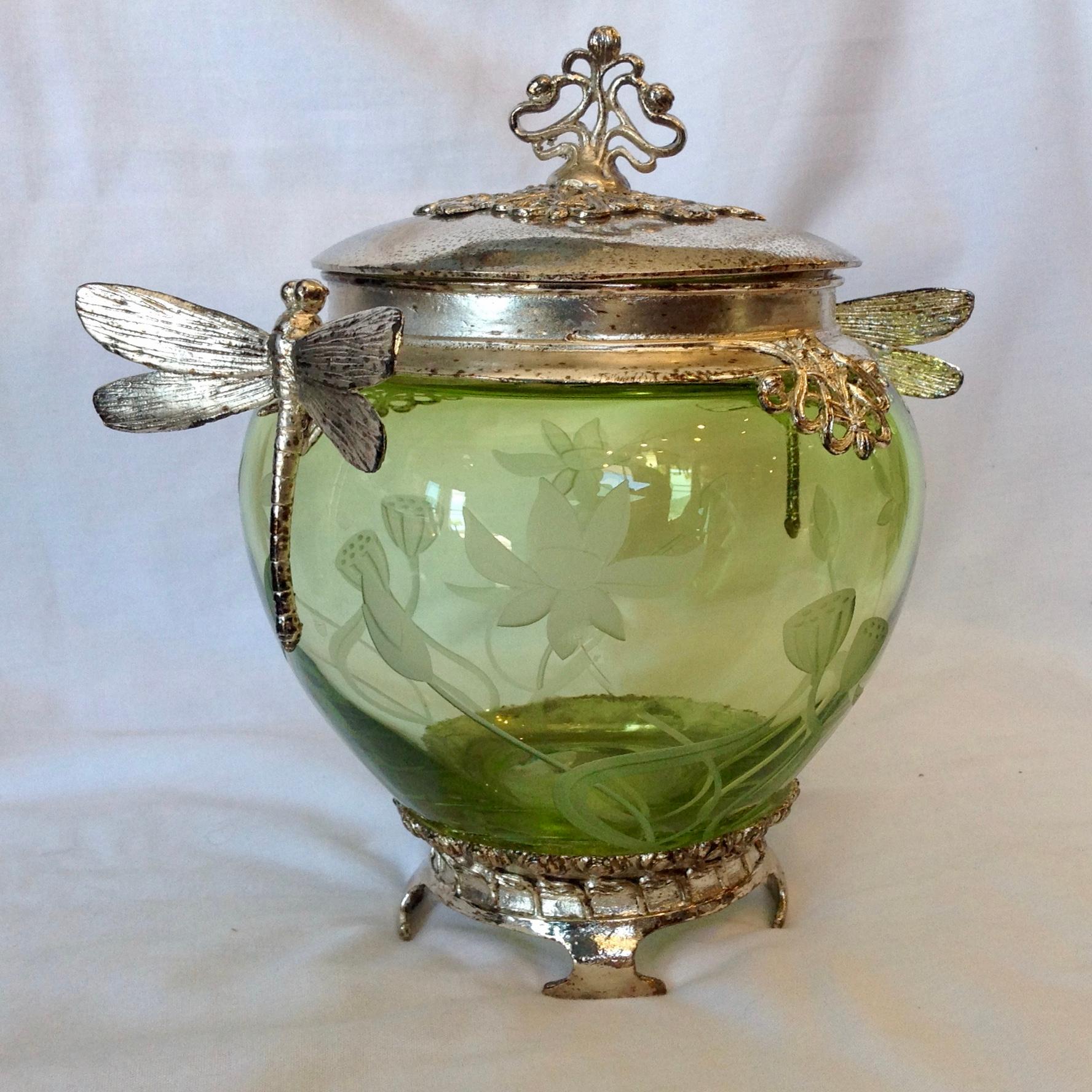 Art Nouveau Stil Libelle Glas (Radiert)