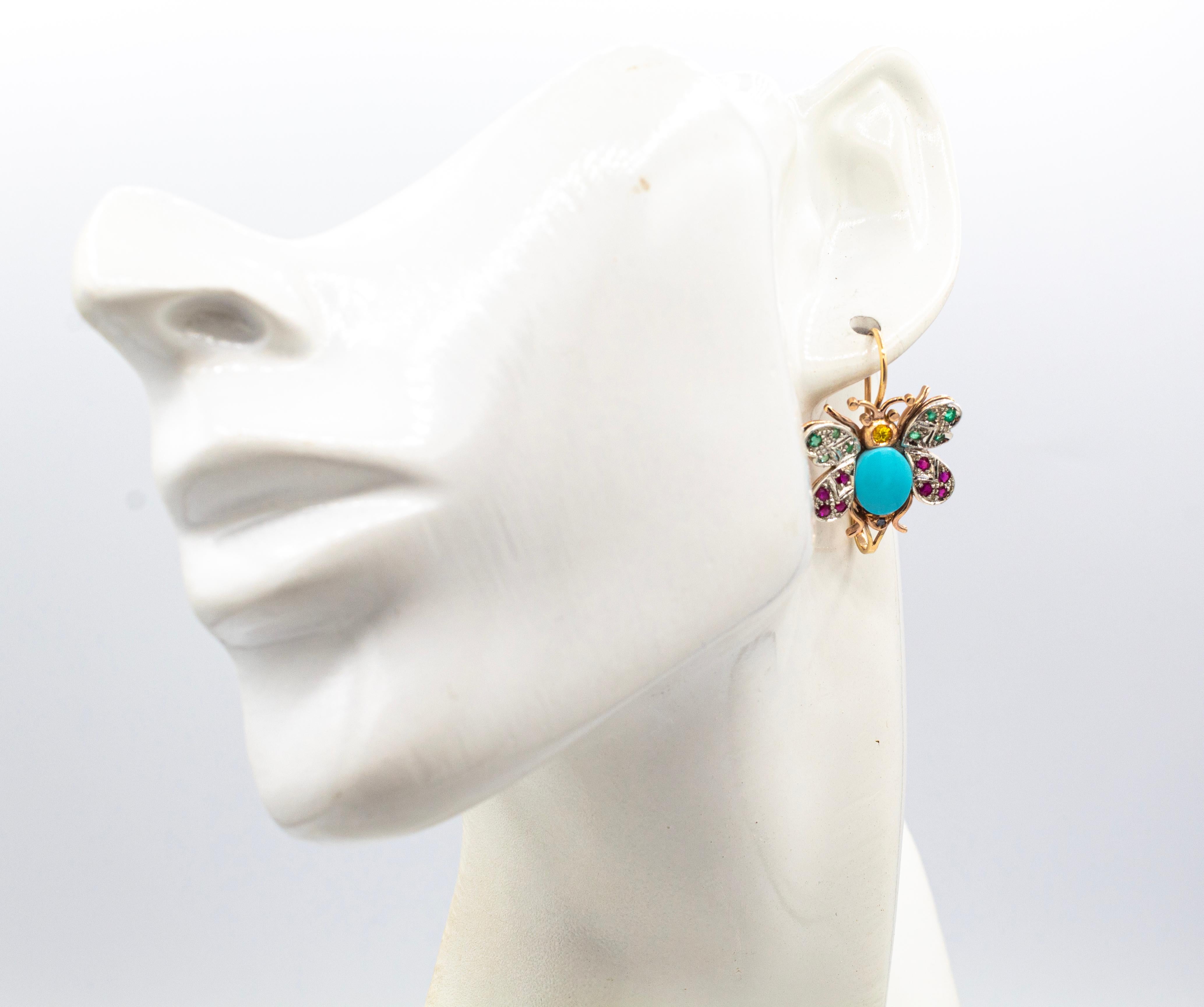 Orecchini a farfalla in oro giallo in stile Art Nouveau con smeraldo, rubino, zaffiro e turchese in vendita 4