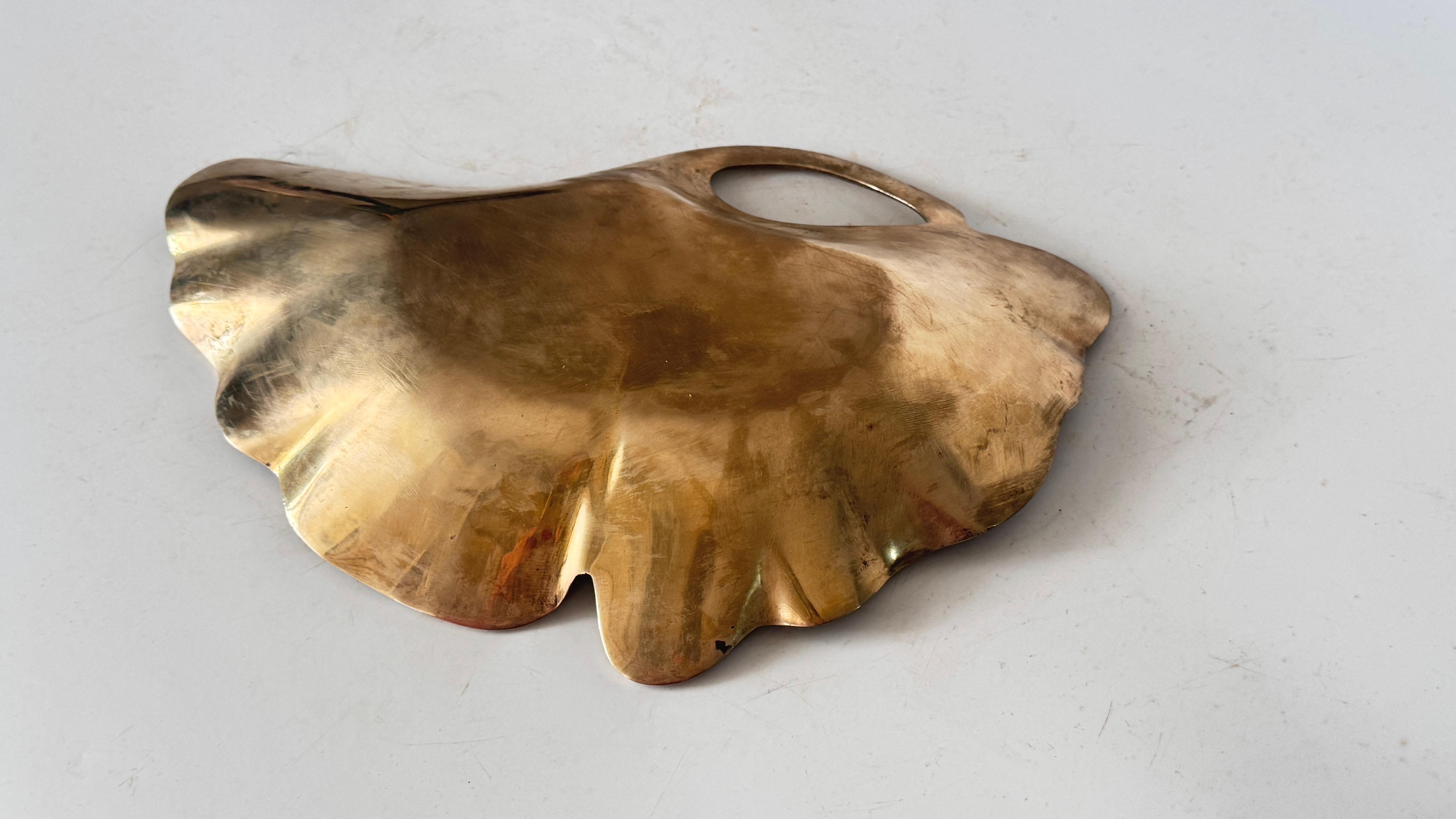 Videopoche in stile Art Nouveau con foglie di Ginkgo, in ottone lucido, scultoreo in vendita 5