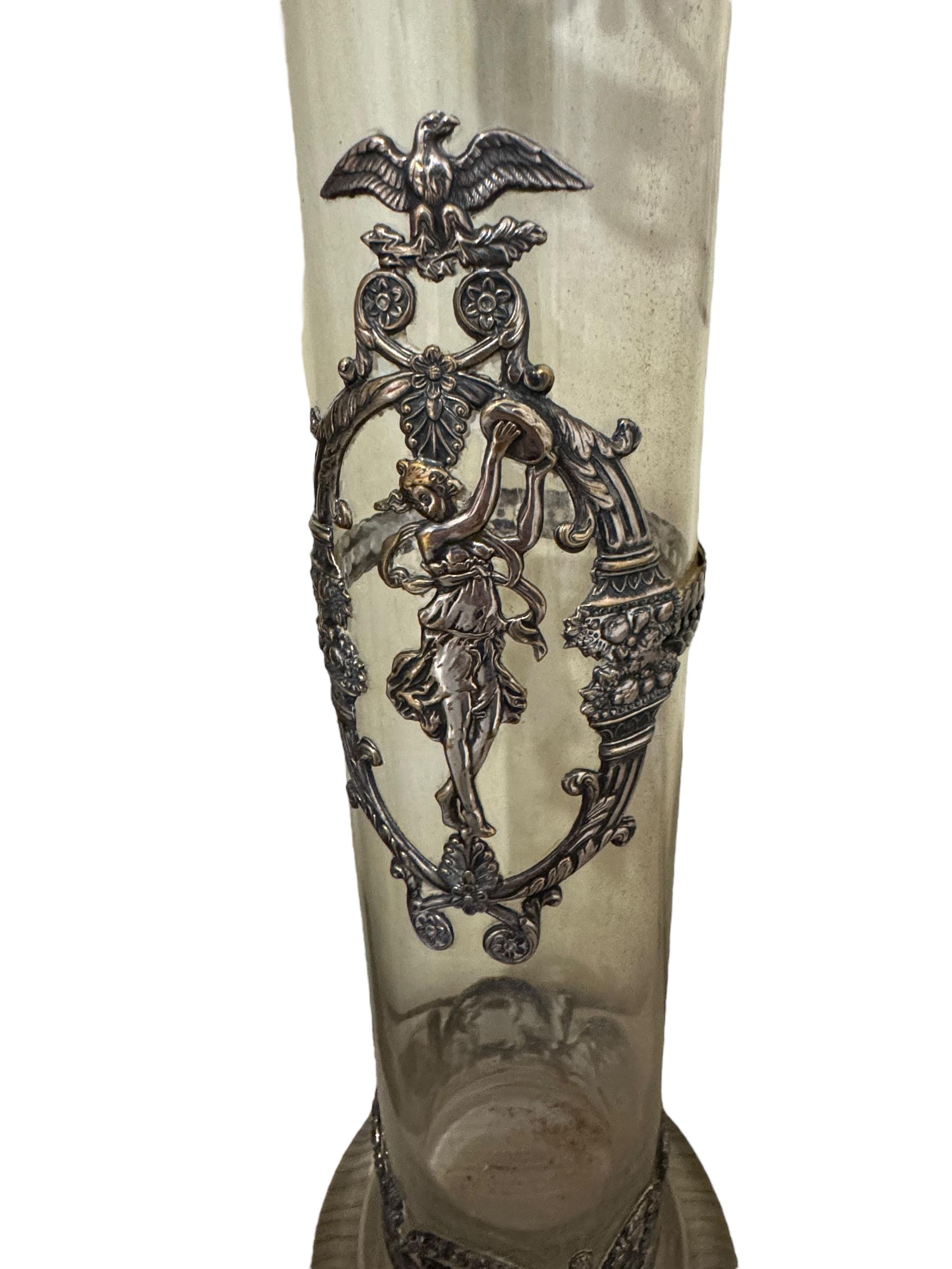 Vaso di vetro in stile Art Nouveau con montature in argento, Portogallo Antico in vendita 2