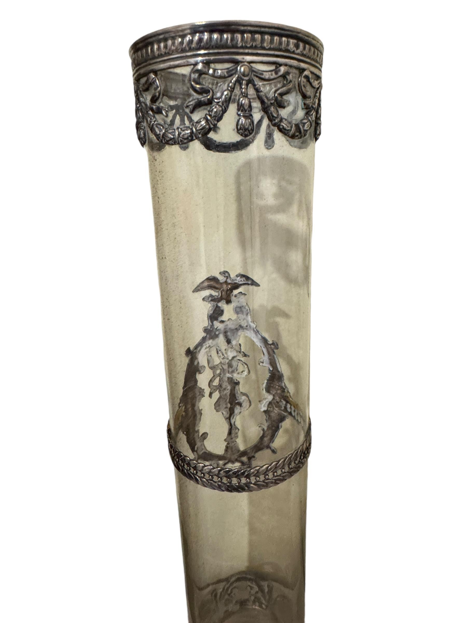 Vaso di vetro in stile Art Nouveau con montature in argento, Portogallo Antico in vendita 3