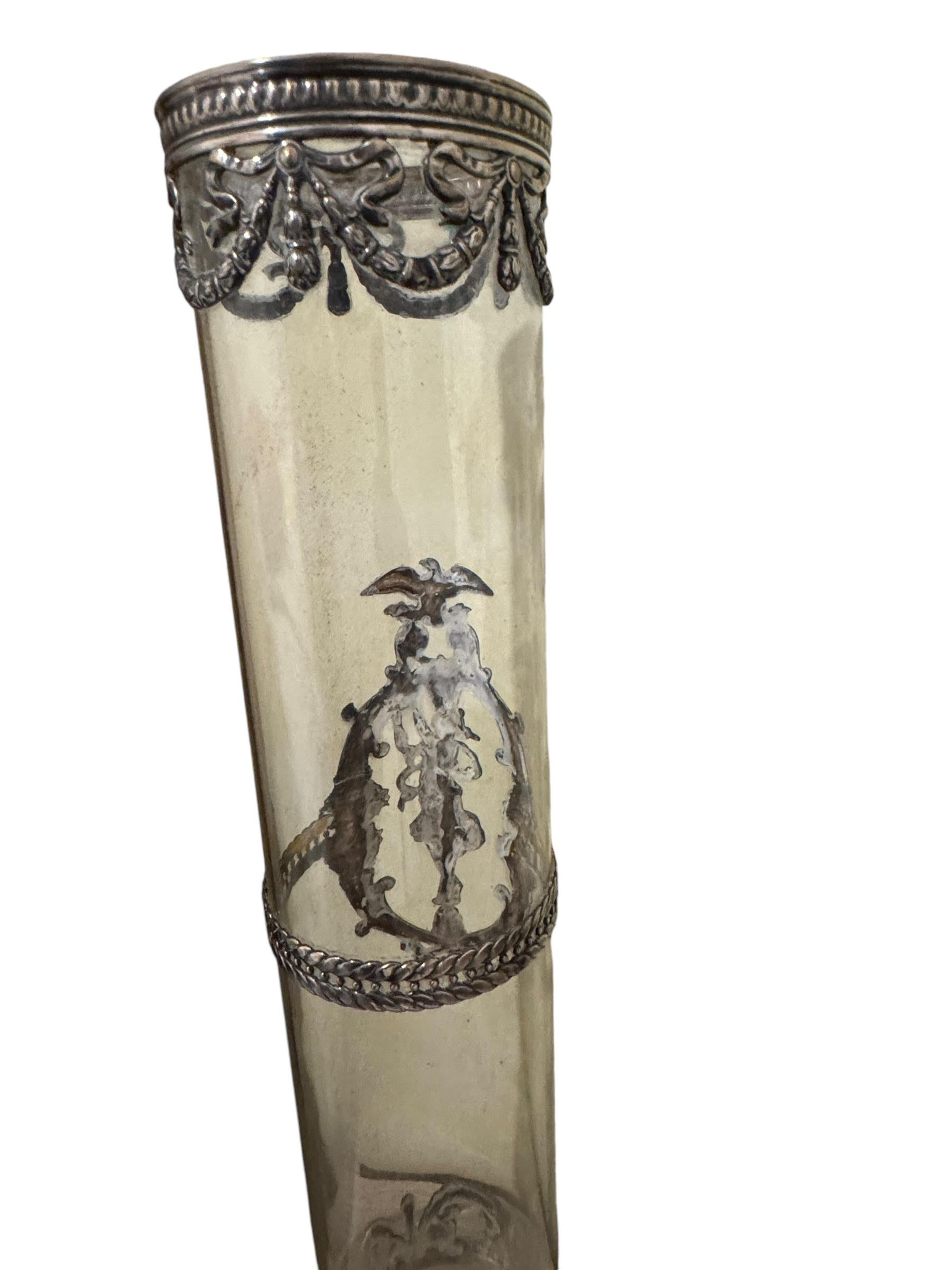 Vaso di vetro in stile Art Nouveau con montature in argento, Portogallo Antico in vendita 4