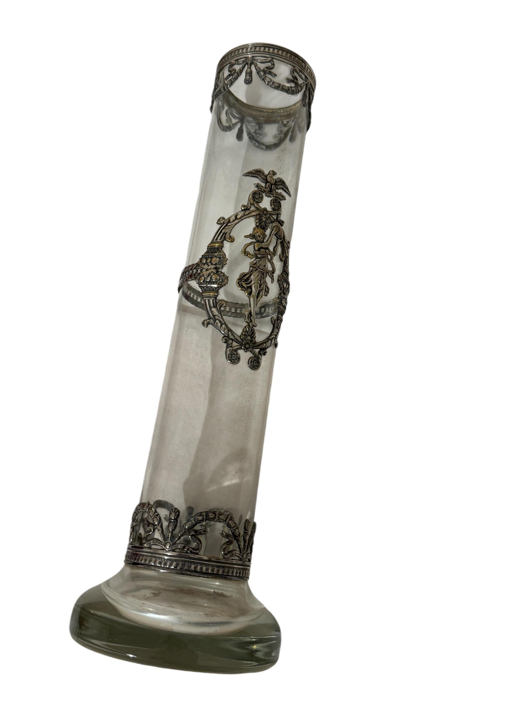 Vaso di vetro in stile Art Nouveau con montature in argento, Portogallo Antico in vendita 6