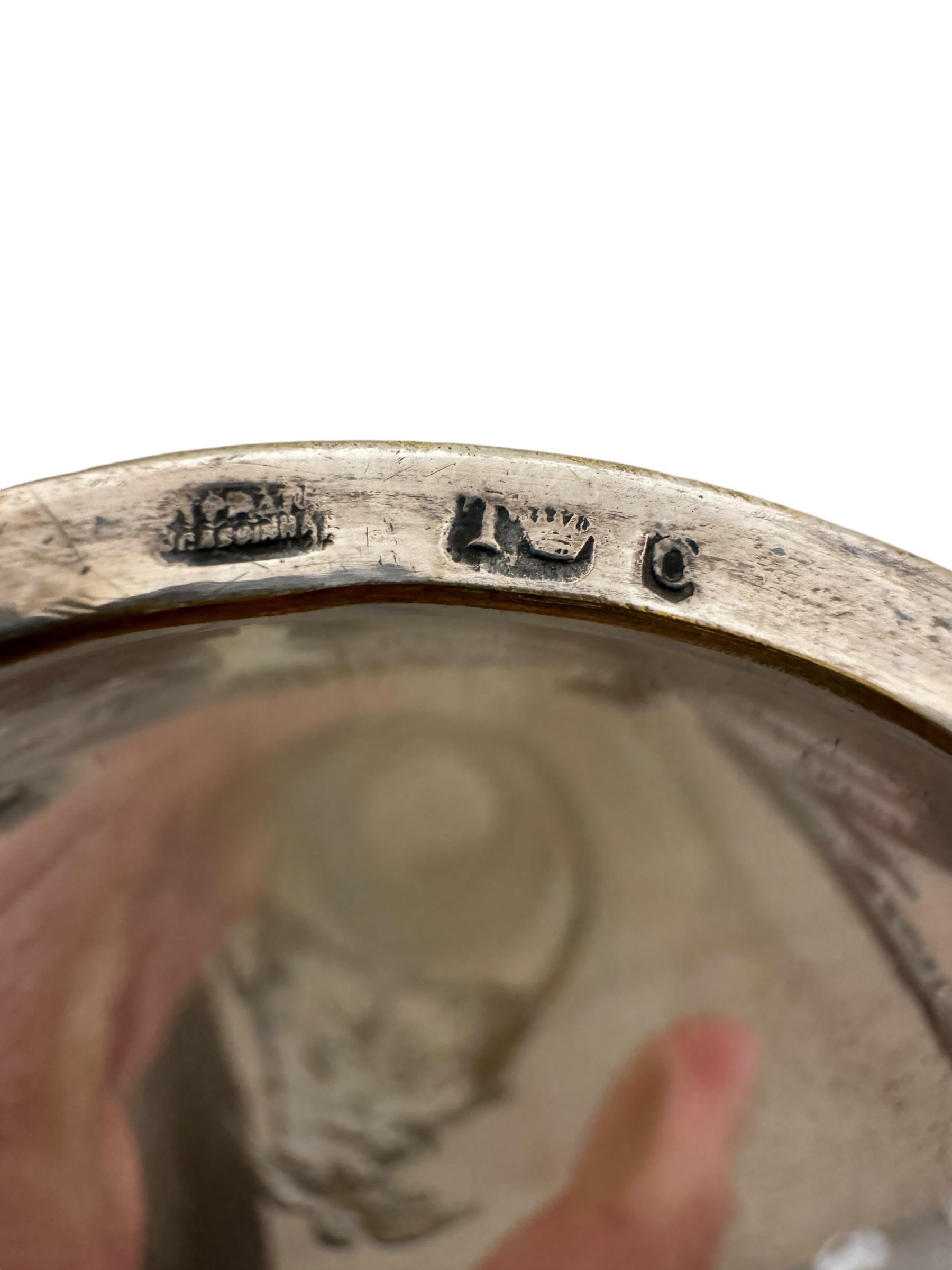 Vetro artistico Vaso di vetro in stile Art Nouveau con montature in argento, Portogallo Antico in vendita