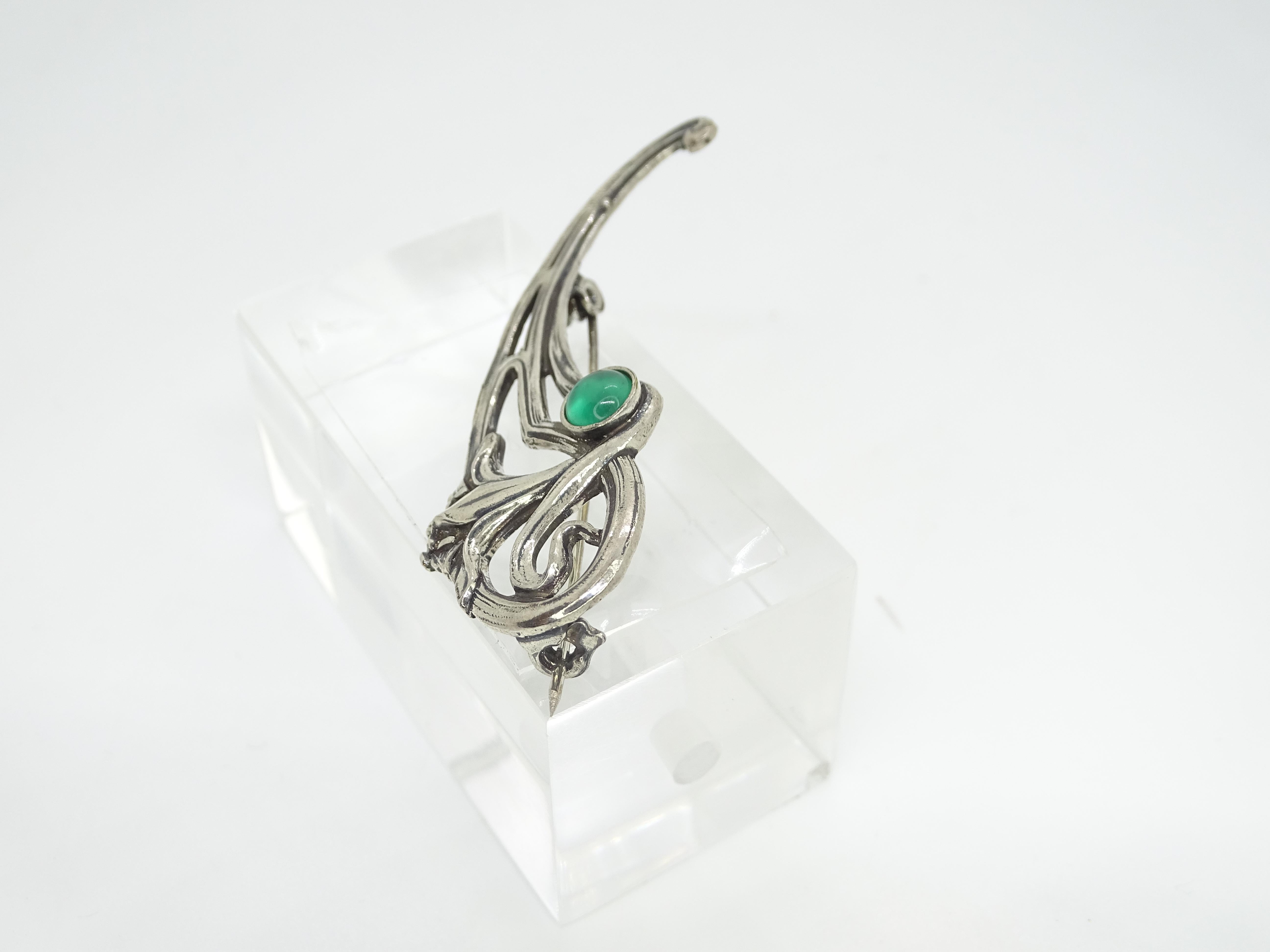 Art Nouveau style Green Agate   brooch / pin “De´Medici Bijoux” For Sale 8