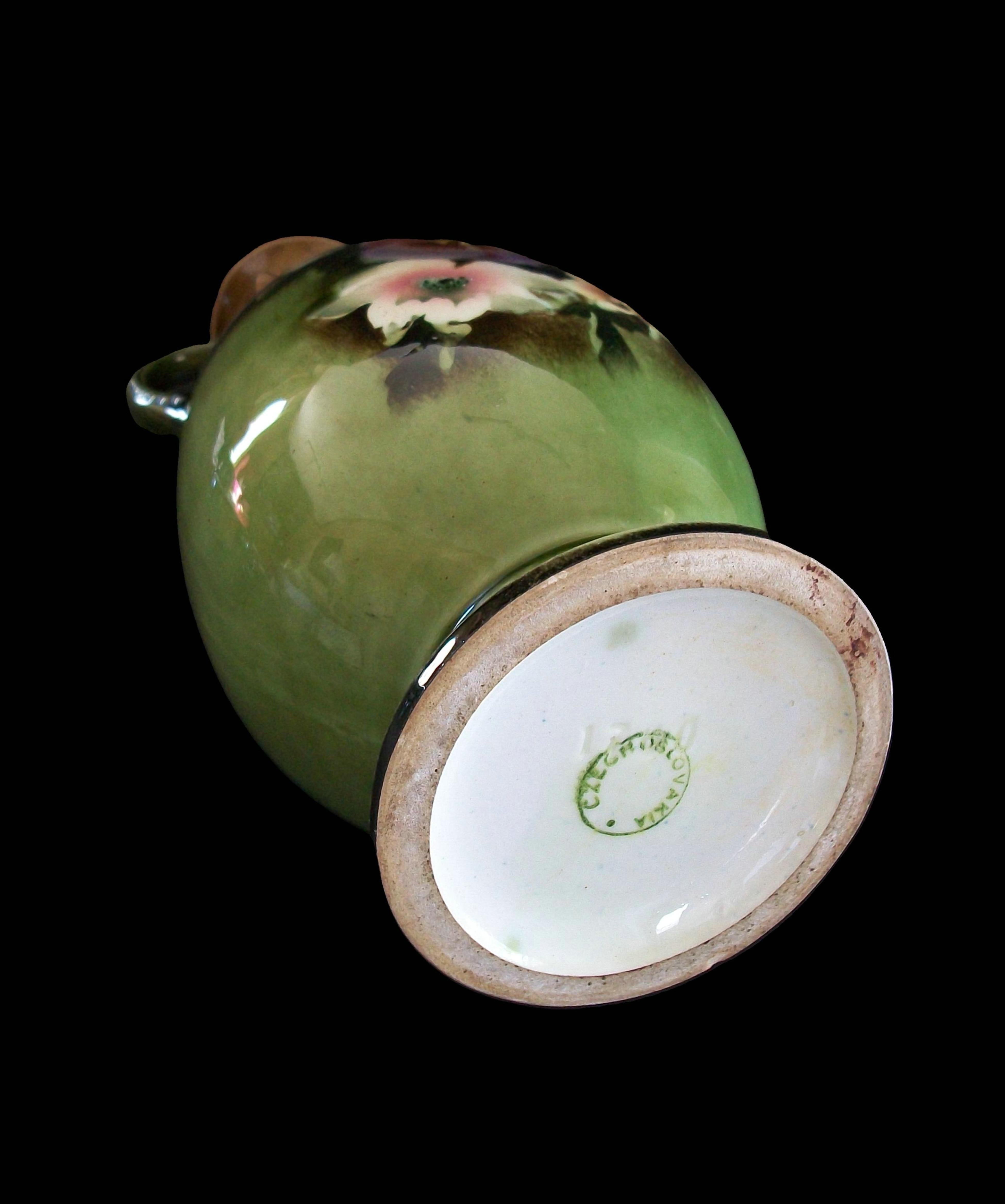 Art Nouveau Style Hand Painted Ceramic Vase - Czechia - Circa 1950's For Sale 2