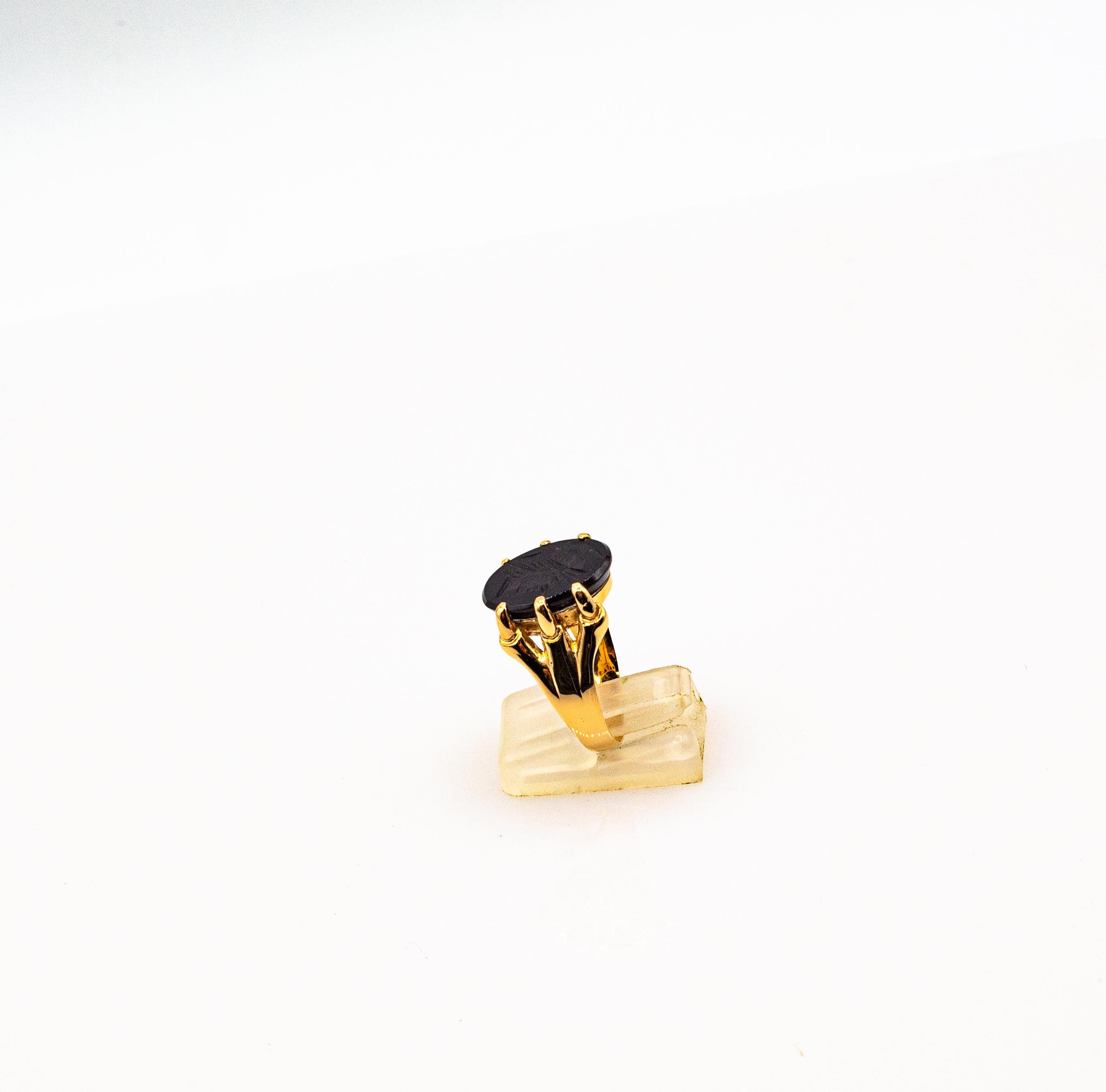 Women's or Men's Art Nouveau Style Handcrafted Carved Onyx Yellow Gold Cocktail Ring