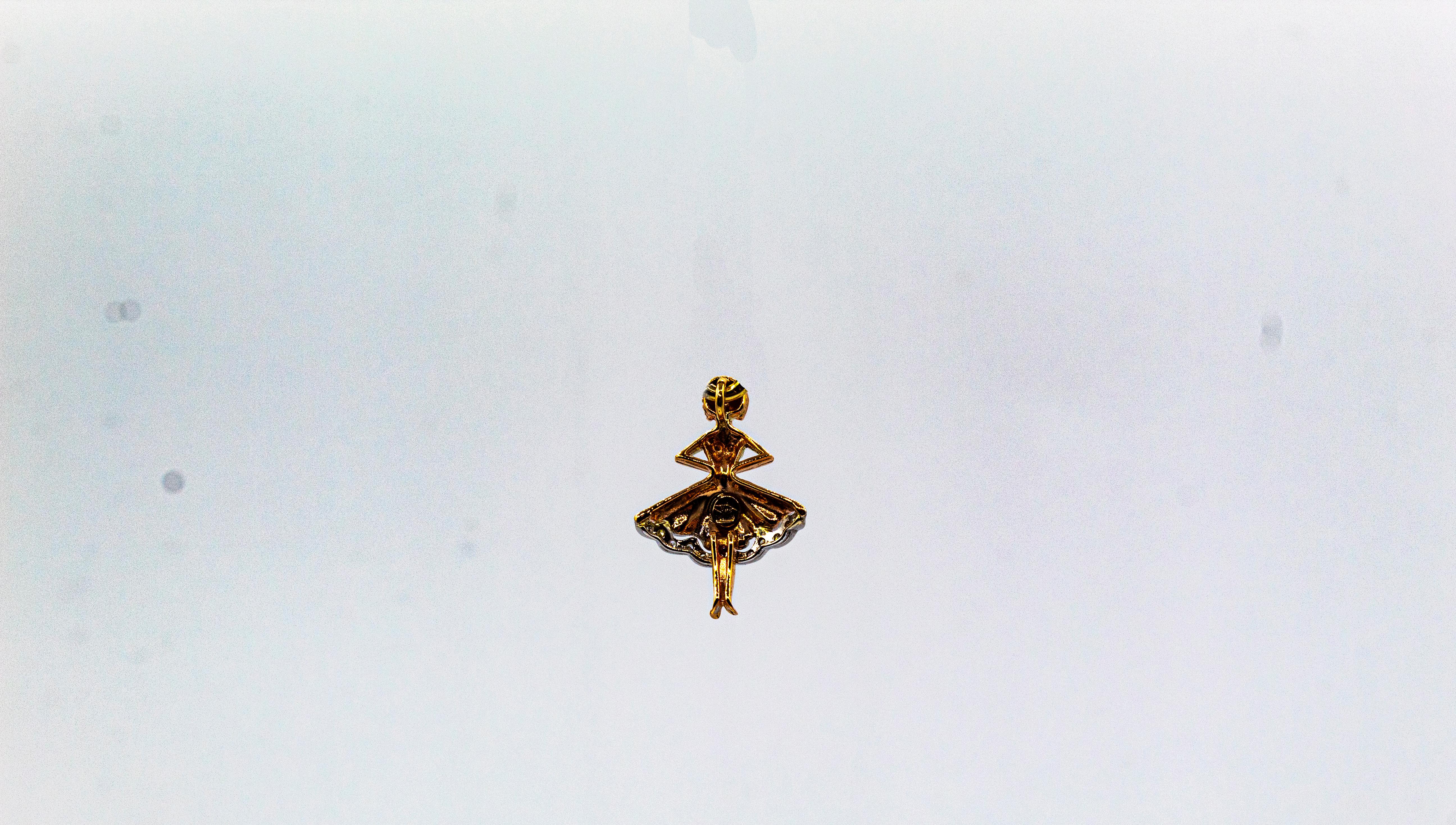 Collier pendentif danseuse en or rose et diamants blancs de style Art nouveau, fabriqué à la main Unisexe en vente