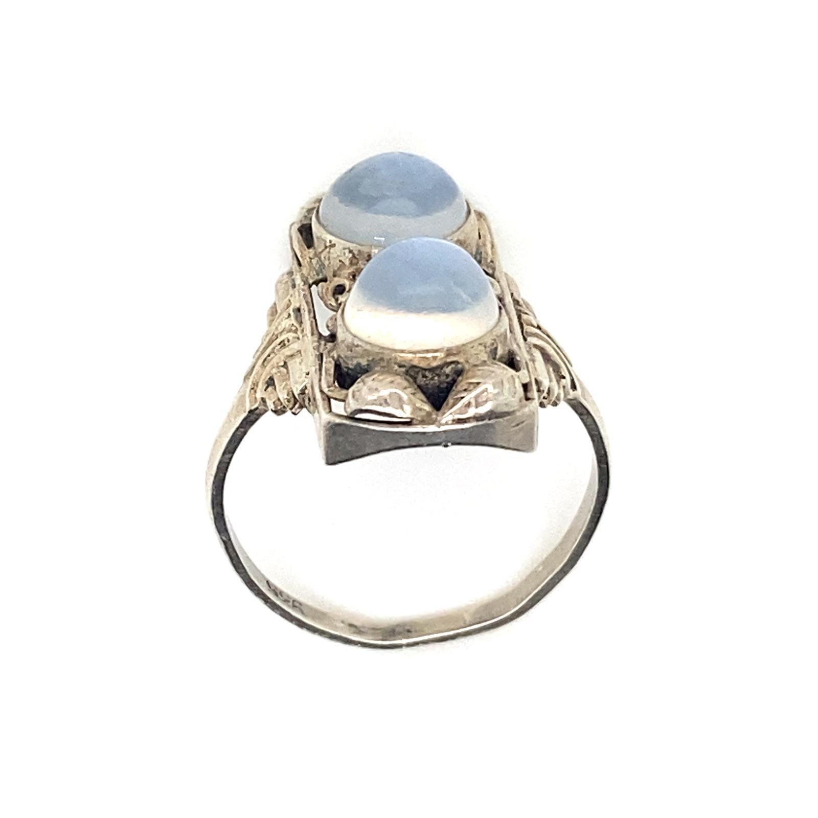 Art Nouveau Style Moonstone Silver Plaque Ring For Sale 1
