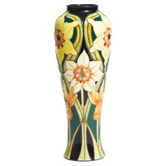 Vintage Art Nouveau style MOORCROFT  pottery Rachel Bishop LARGE Vase, Daffodil, 1994