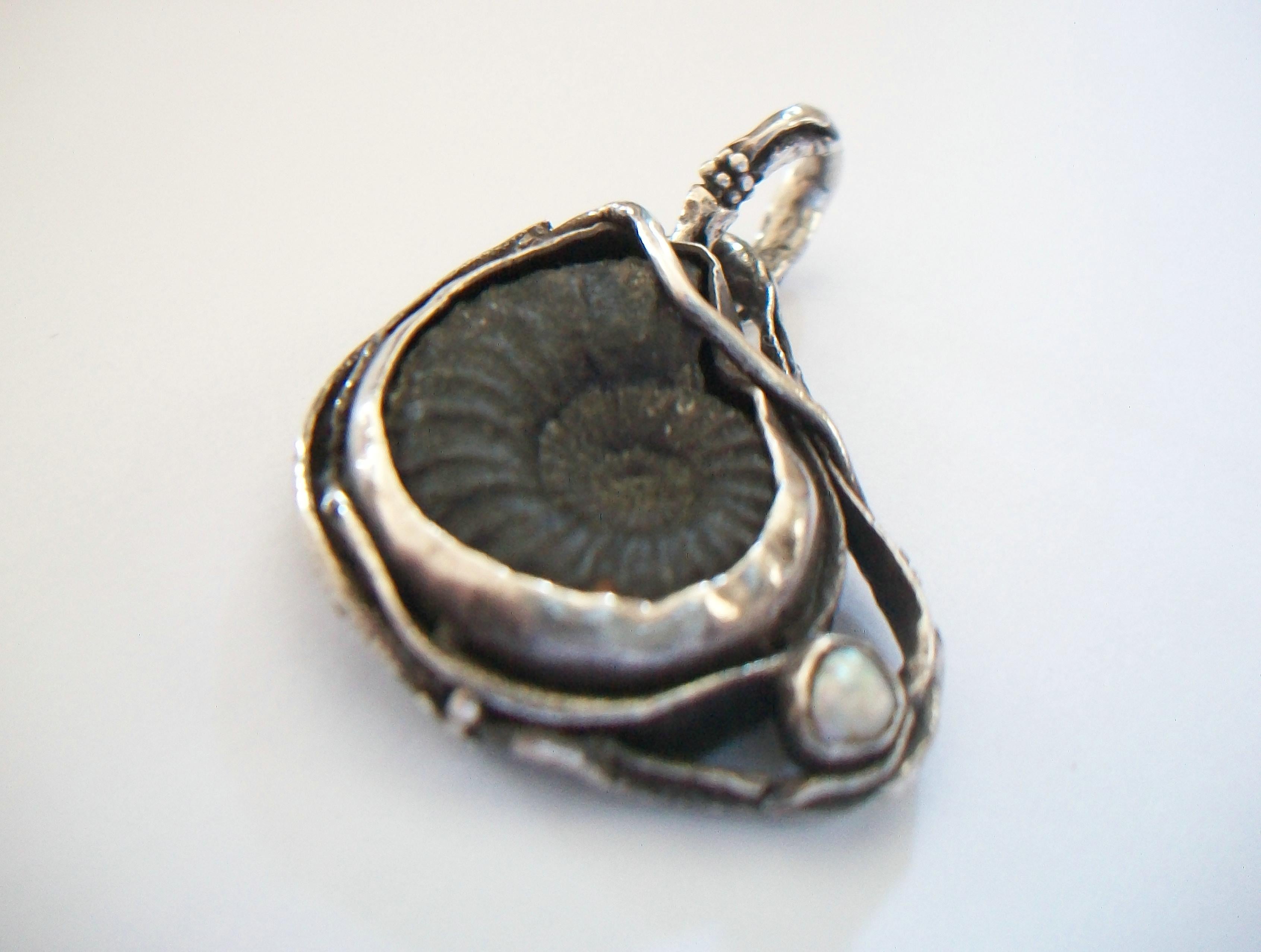 Art Nouveau Style Pyritized Ammonite Fossil & Baroque Pearl Pendant - 20th Cent. For Sale 2