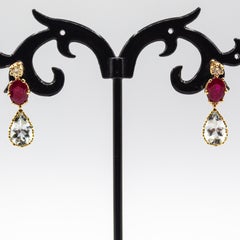 Orecchini a leva in oro giallo con diamante bianco e rubino in stile Art Nouveau