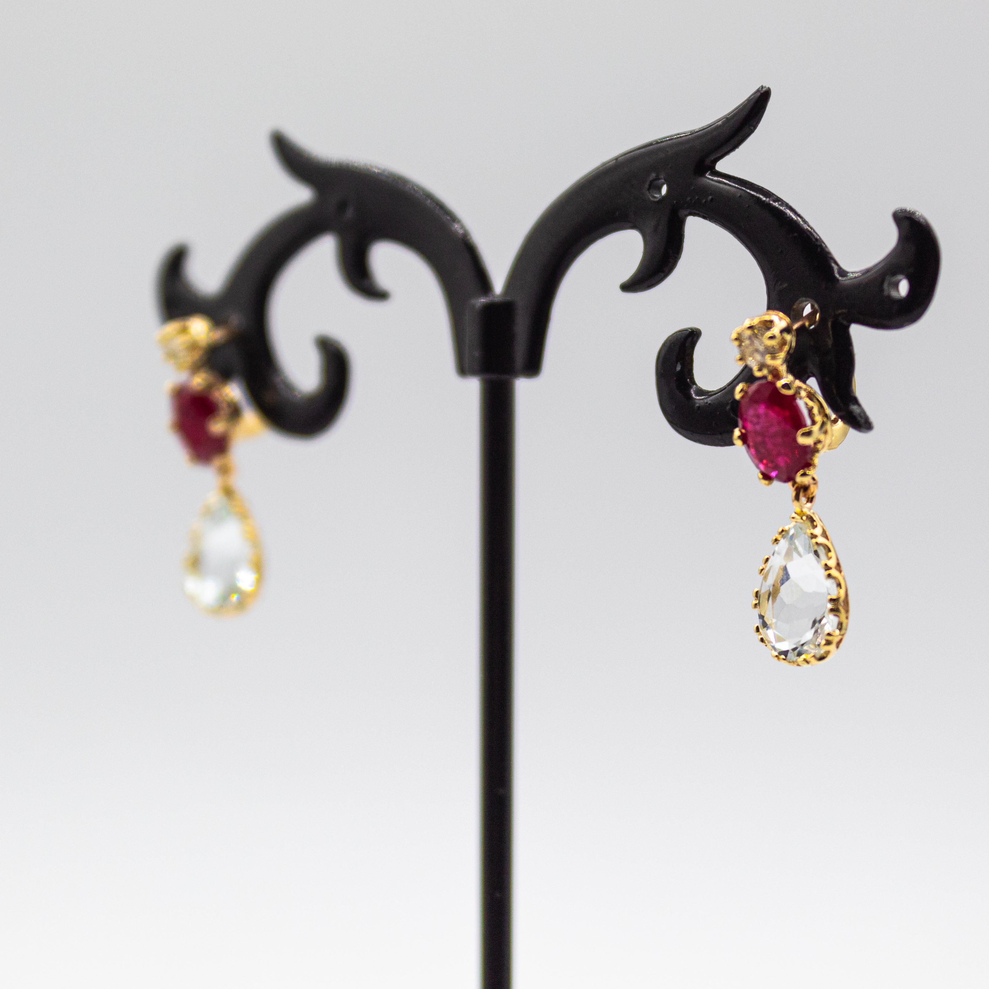 Art Nouveau Style Ruby White Diamond Aquamarine Yellow Gold Lever-Back Earrings in vendita 1