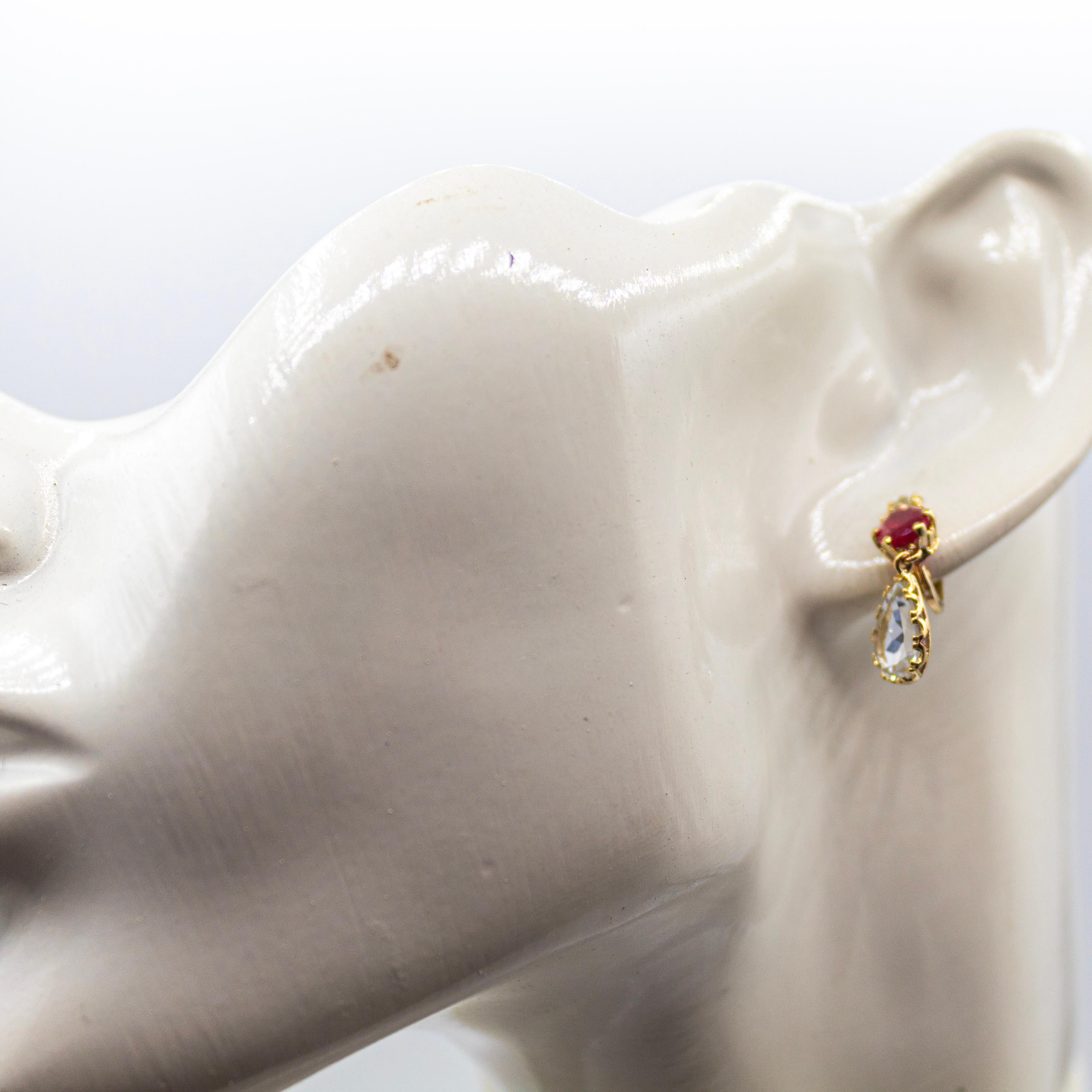 Art Nouveau Style Ruby White Diamond Aquamarine Yellow Gold Lever-Back Earrings in vendita 3