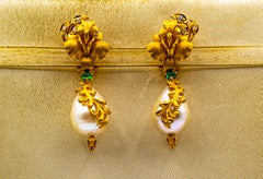 Art Nouveau Style Weißer Diamant Smaragd Perle Gelbgold Clip-On Ohrringe