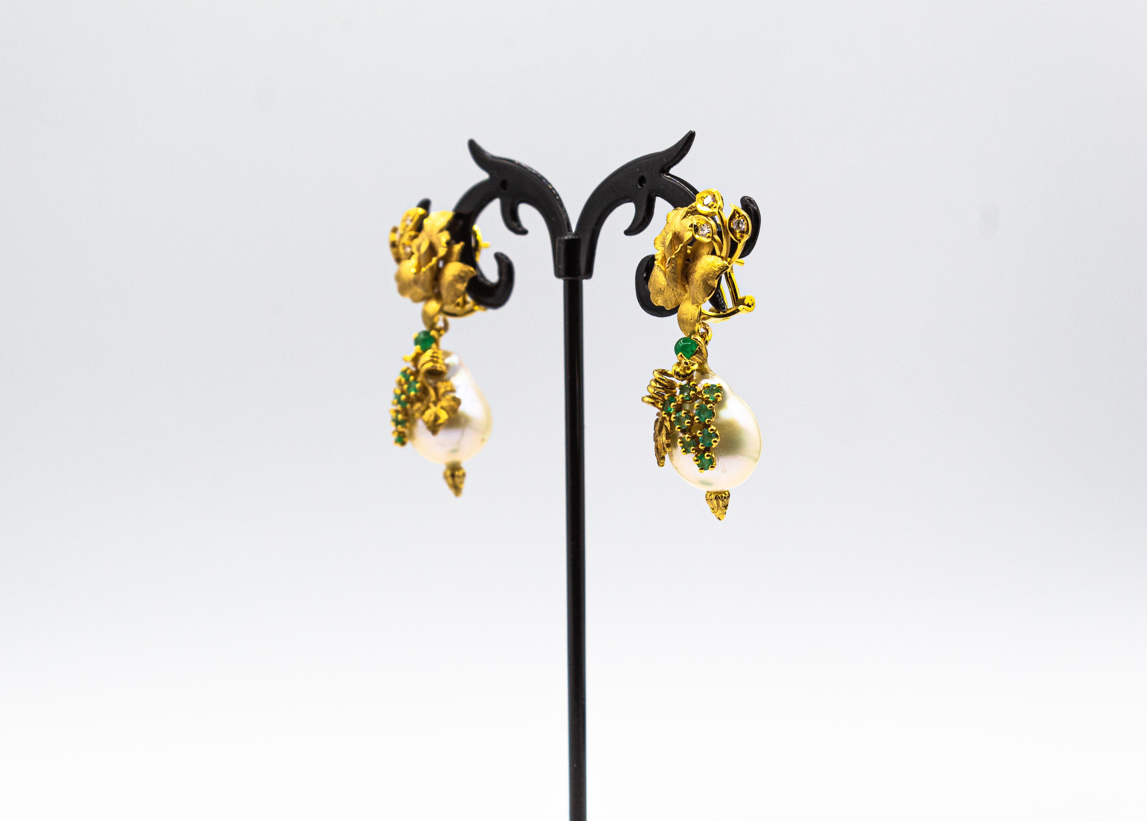 da uomo o donna Orecchini a clip in oro giallo con diamante bianco e perla smeraldo in stile Art Nouveau in vendita