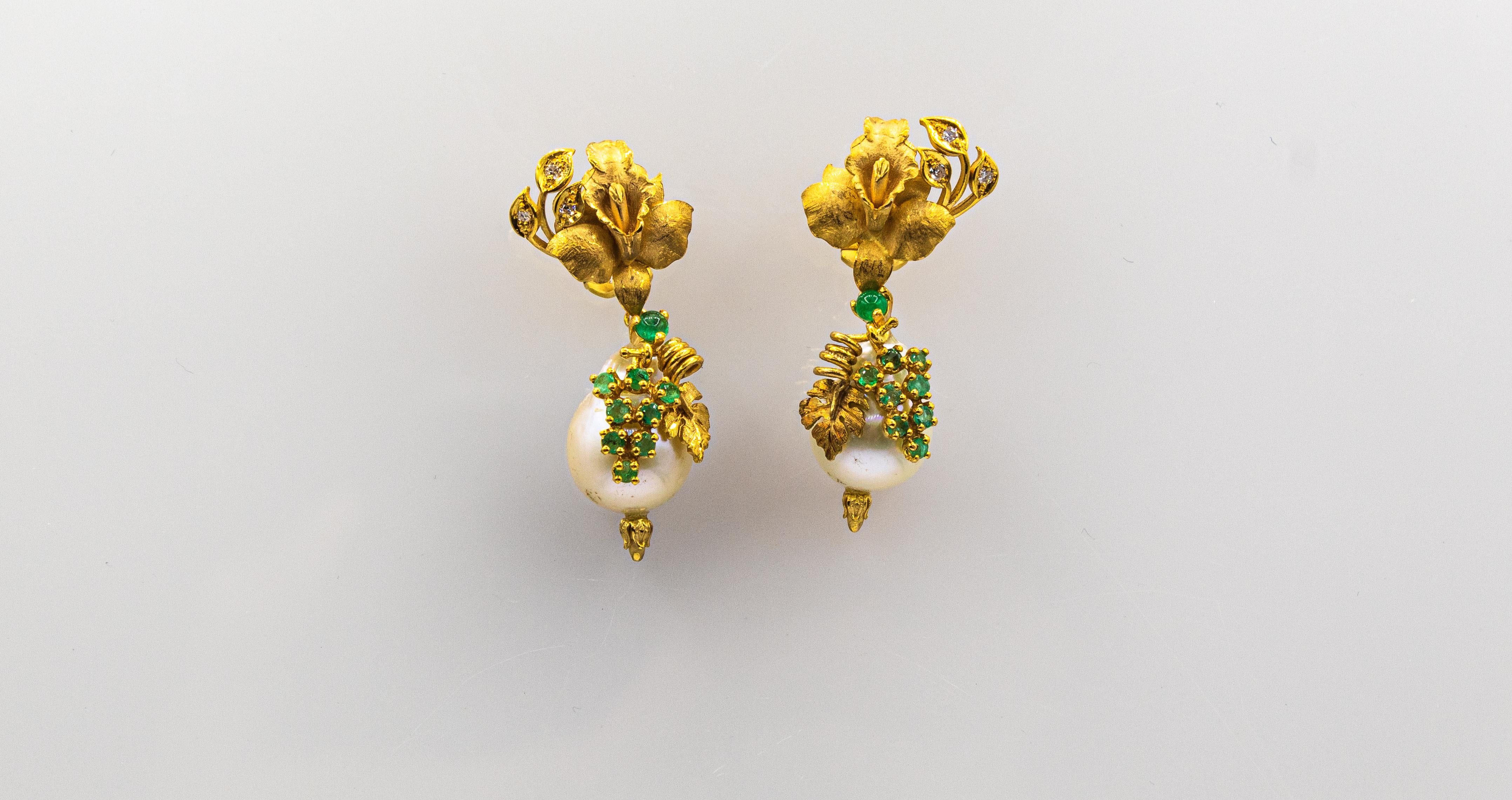 Pendientes de clip de oro amarillo estilo Art Nouveau con diamante blanco y perla esmeralda en venta 1
