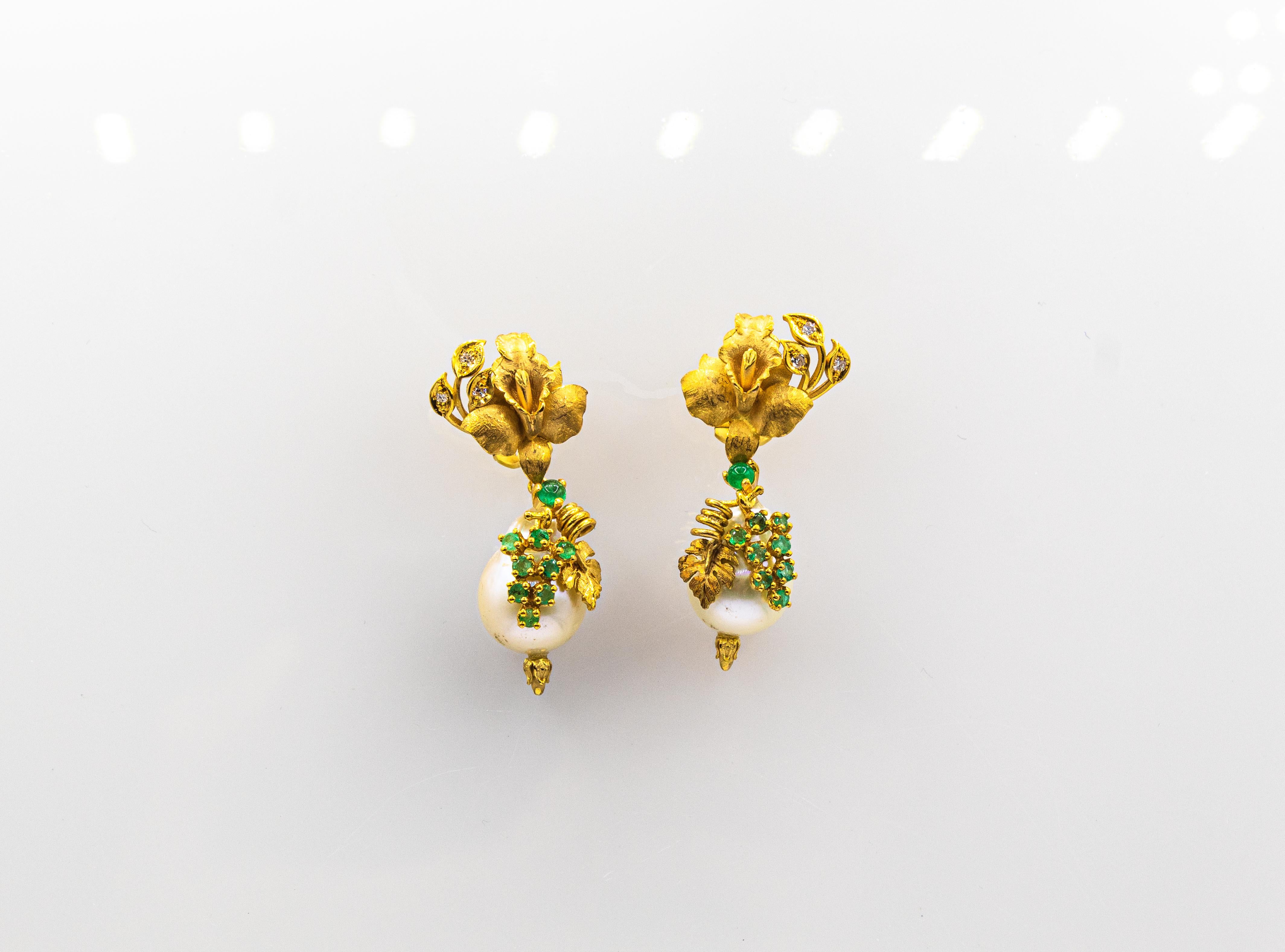 Orecchini a clip in oro giallo con diamante bianco e perla smeraldo in stile Art Nouveau in vendita 2