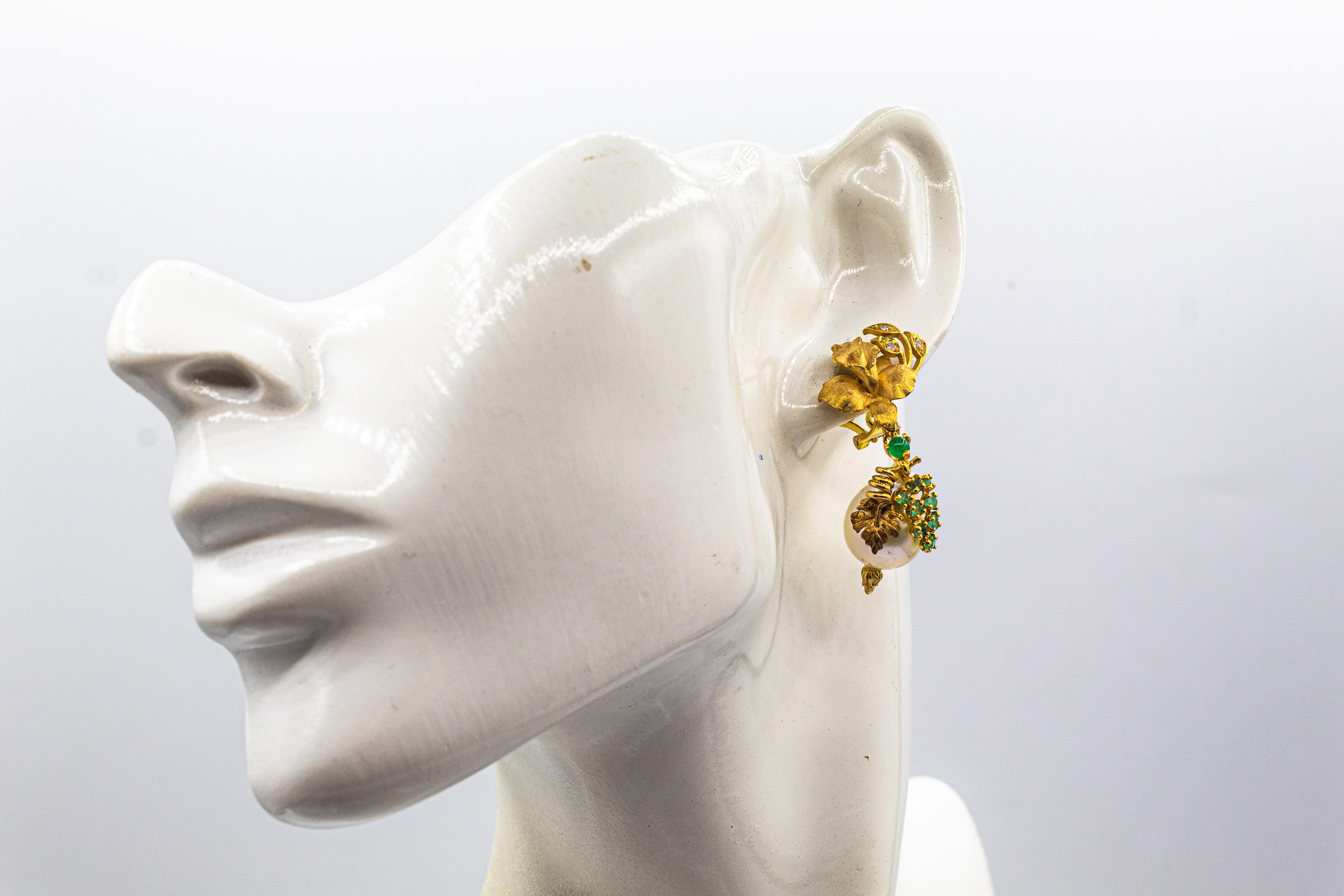 Pendientes de clip de oro amarillo estilo Art Nouveau con diamante blanco y perla esmeralda en venta 3