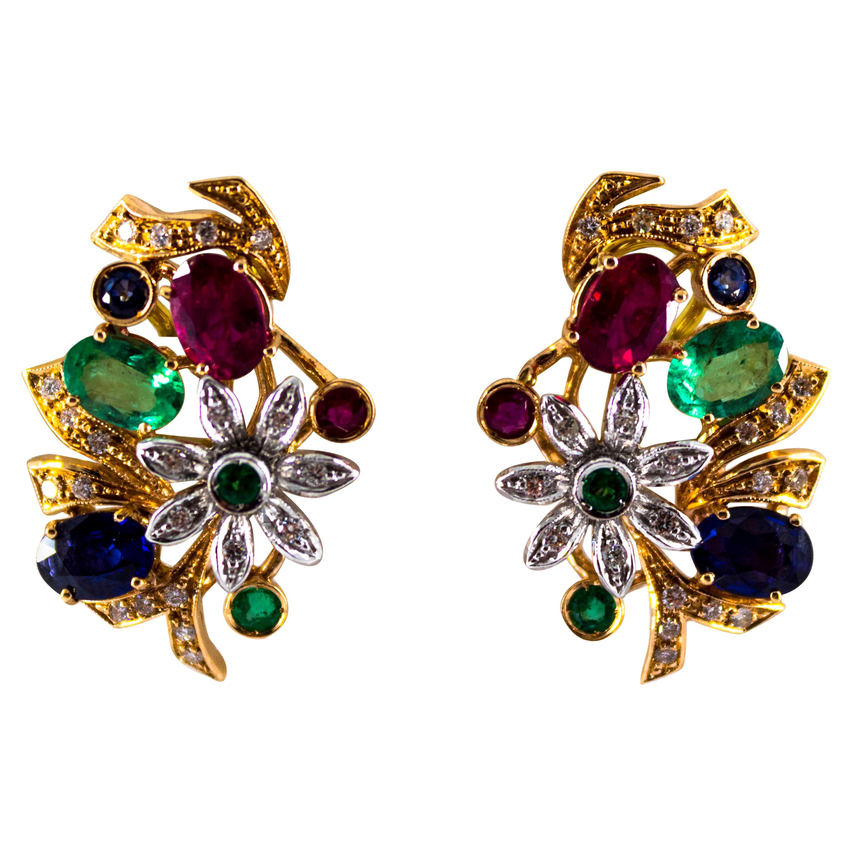 Orecchini in stile Art Nouveau in oro giallo con diamante bianco, smeraldo, rubino e zaffiro blu