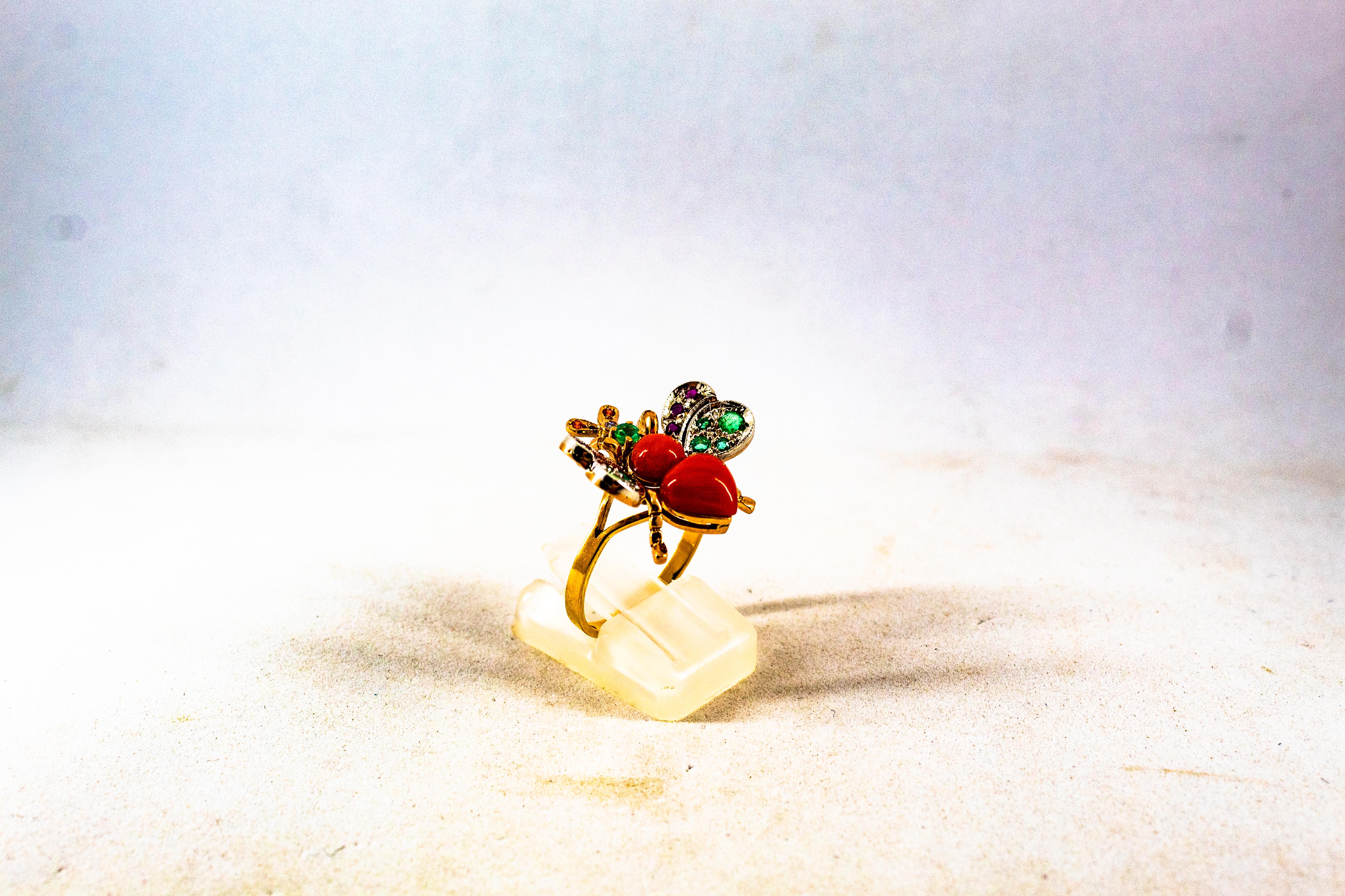 Anillo de Cóctel de Oro Amarillo Estilo Art Nouveau Diamante Blanco Esmeralda Rubí Coral Rojo en venta 4