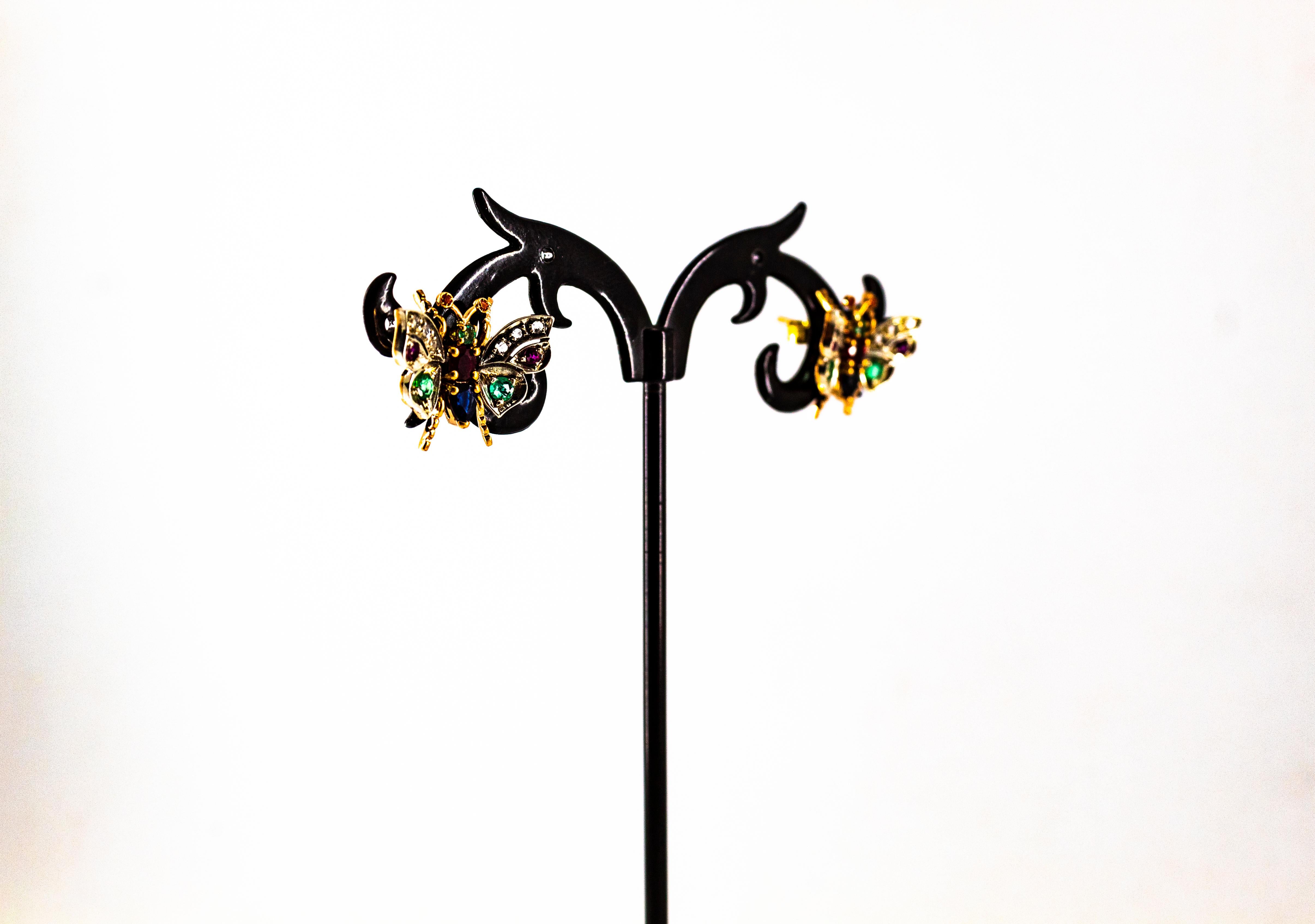 Clous d'oreilles en or jaune de style Art Nouveau avec diamant blanc, émeraude, rubis et saphir en vente 2