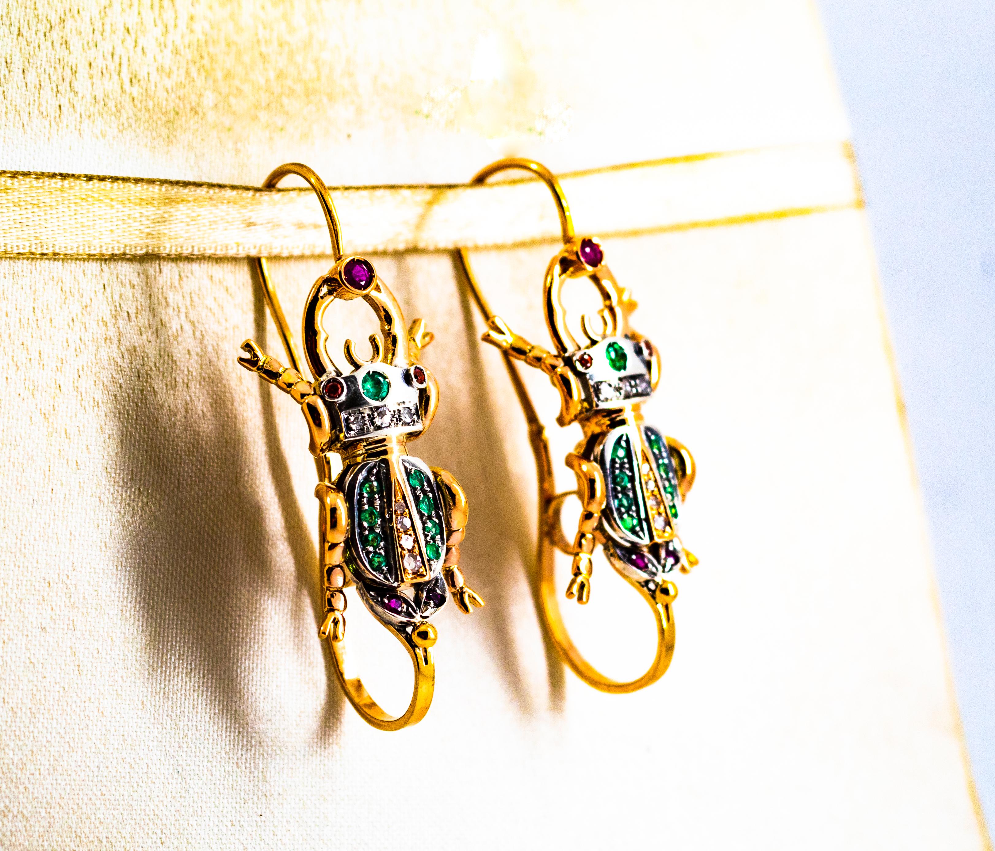 Boucles d'oreilles à levier en or jaune de style Art nouveau avec diamant blanc, émeraude et rubis en vente 2