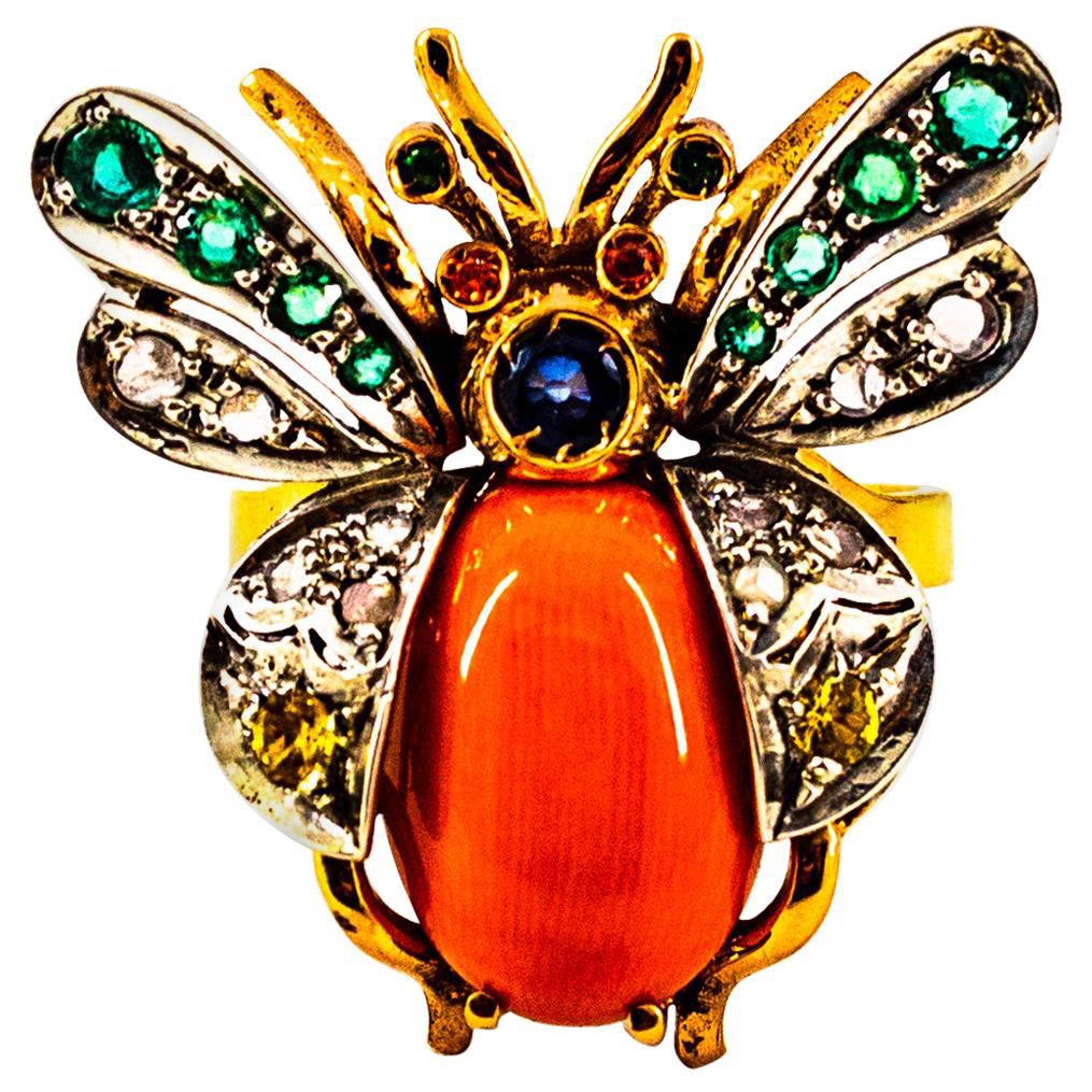 Art Nouveau Style Weißer Diamant Smaragd Saphir Koralle Gelbgold Cocktail Ring