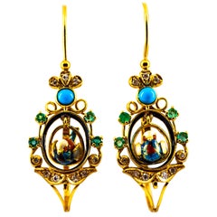 Boucles d'oreilles pendantes de style Art nouveau en or jaune avec diamant blanc, émeraude et turquoise