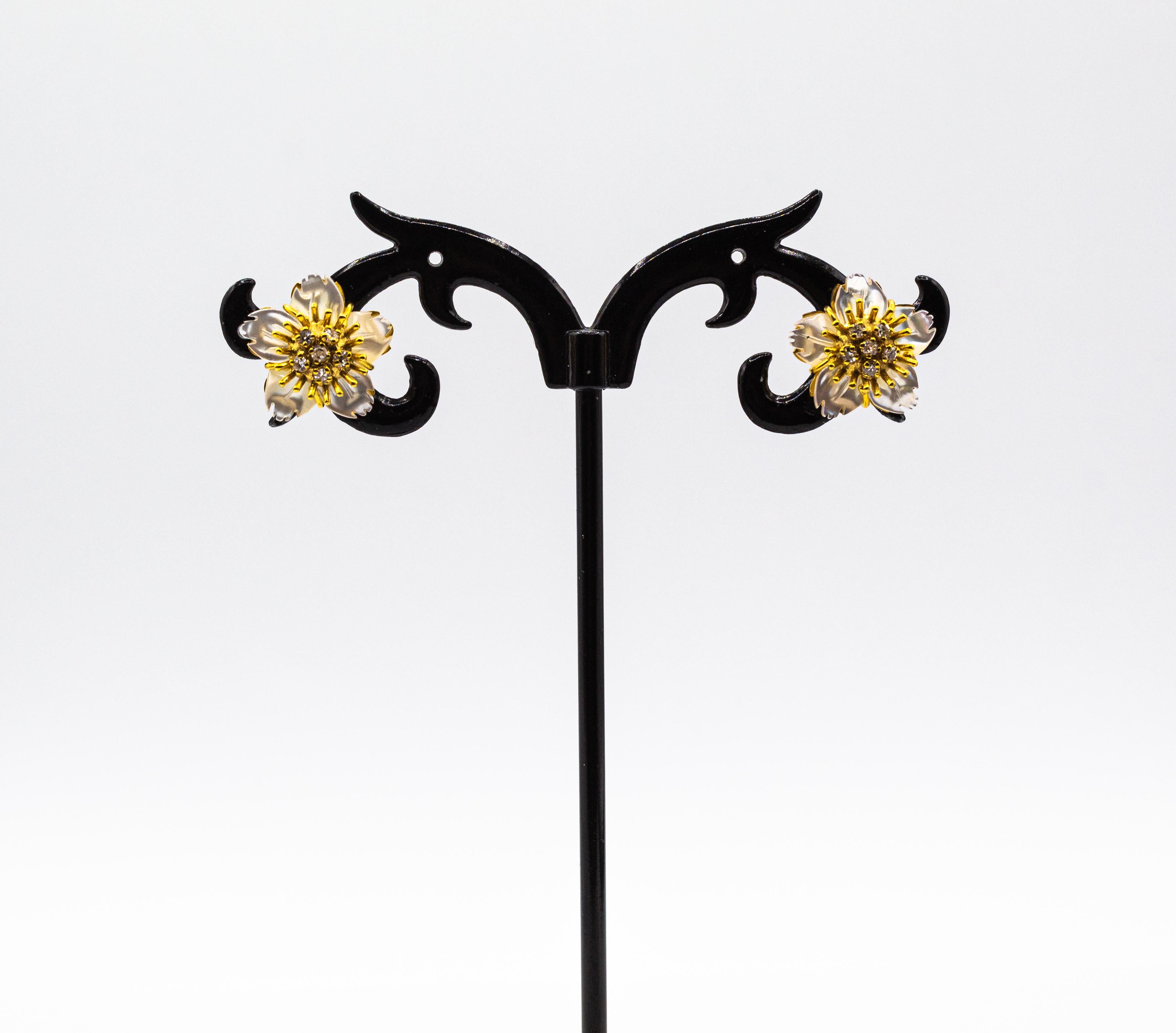 For any problems related to some materials contained in the items that do not allow shipping, please contact the seller with a private message to solve the problem.
We can ship every piece of our 1stdibs catalog worldwide.

This pair of Earrings is
