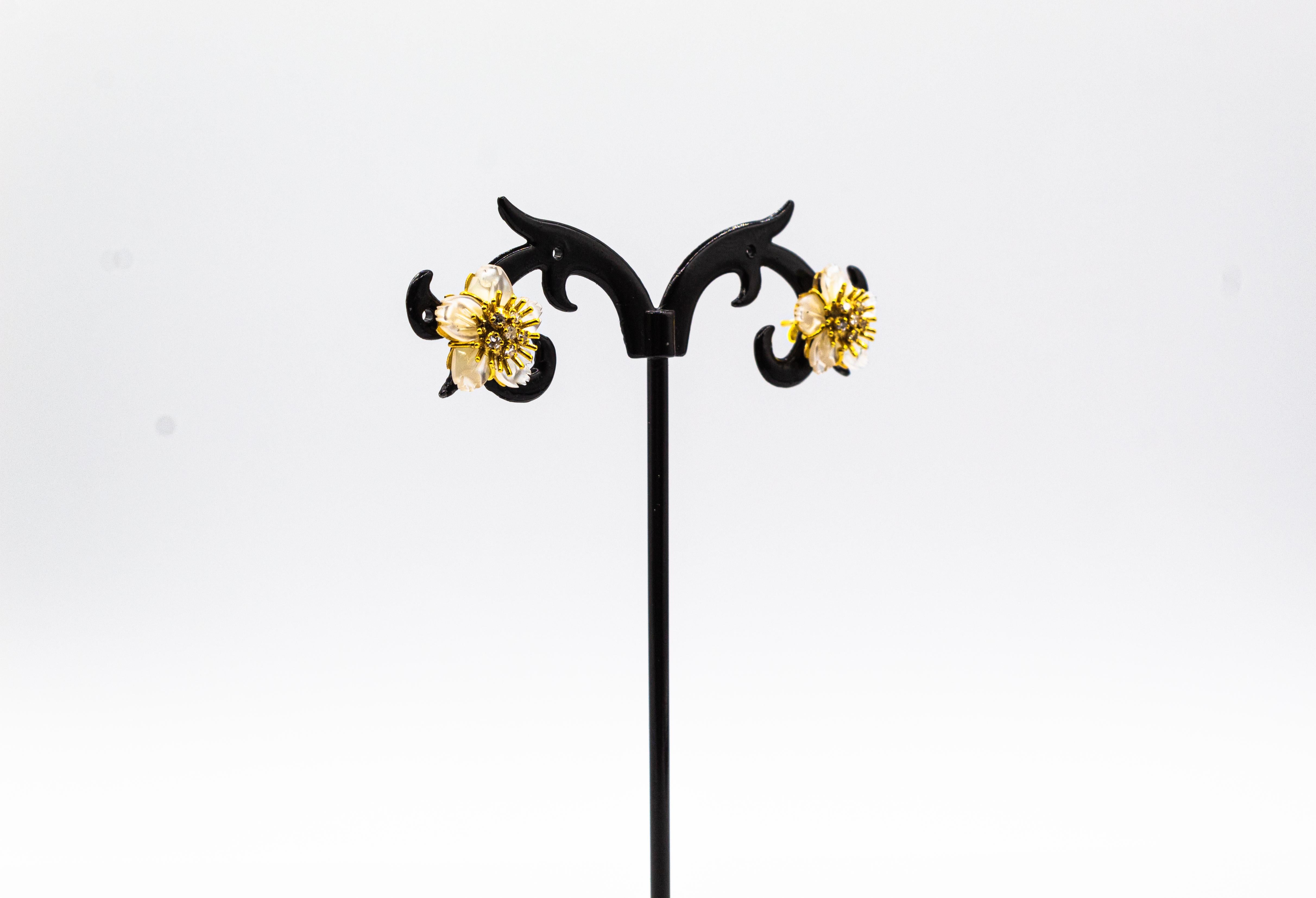 Art Nouveau Style White Diamond Mother of Pearl Yellow Gold Flowers Earrings In New Condition In Naples, IT