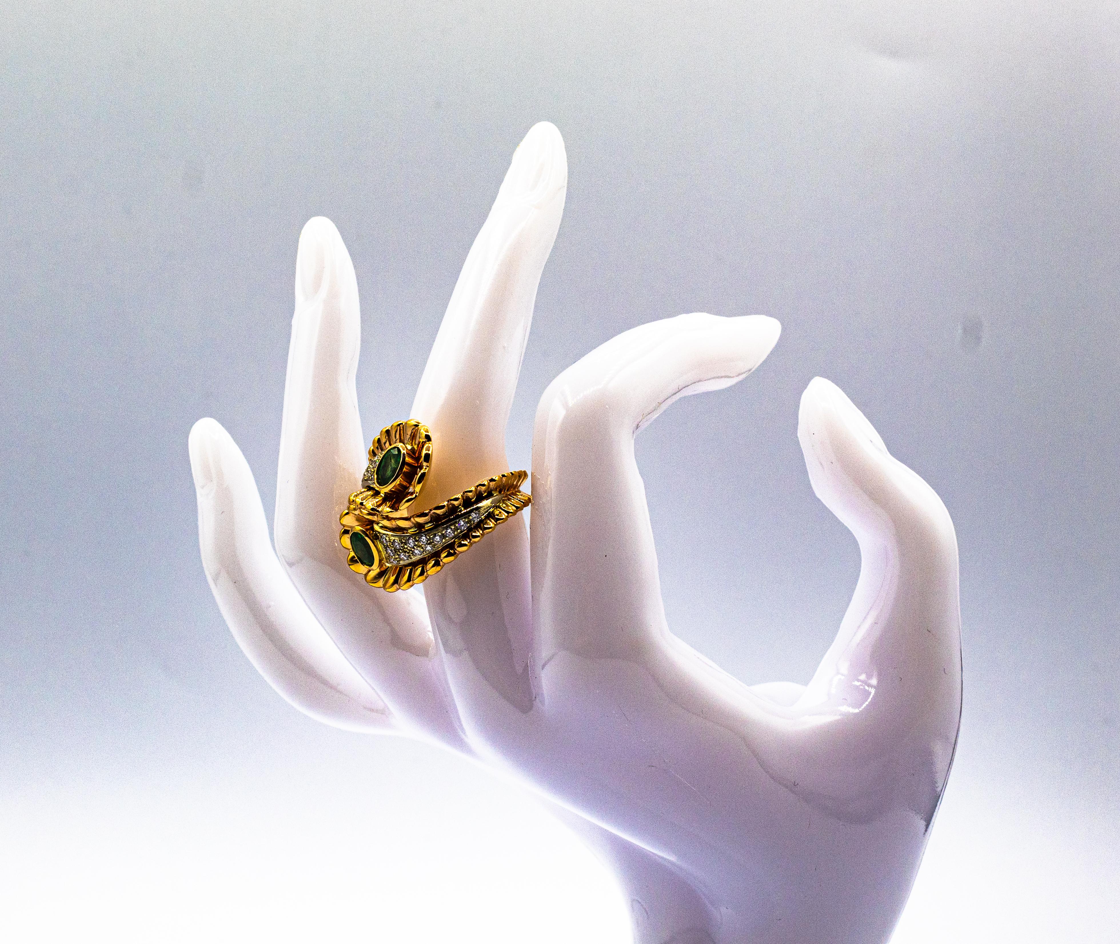 Weißer Diamant Ovalschliff Smaragd Gelbgold Cocktail-Ring im Art nouveau-Stil 15