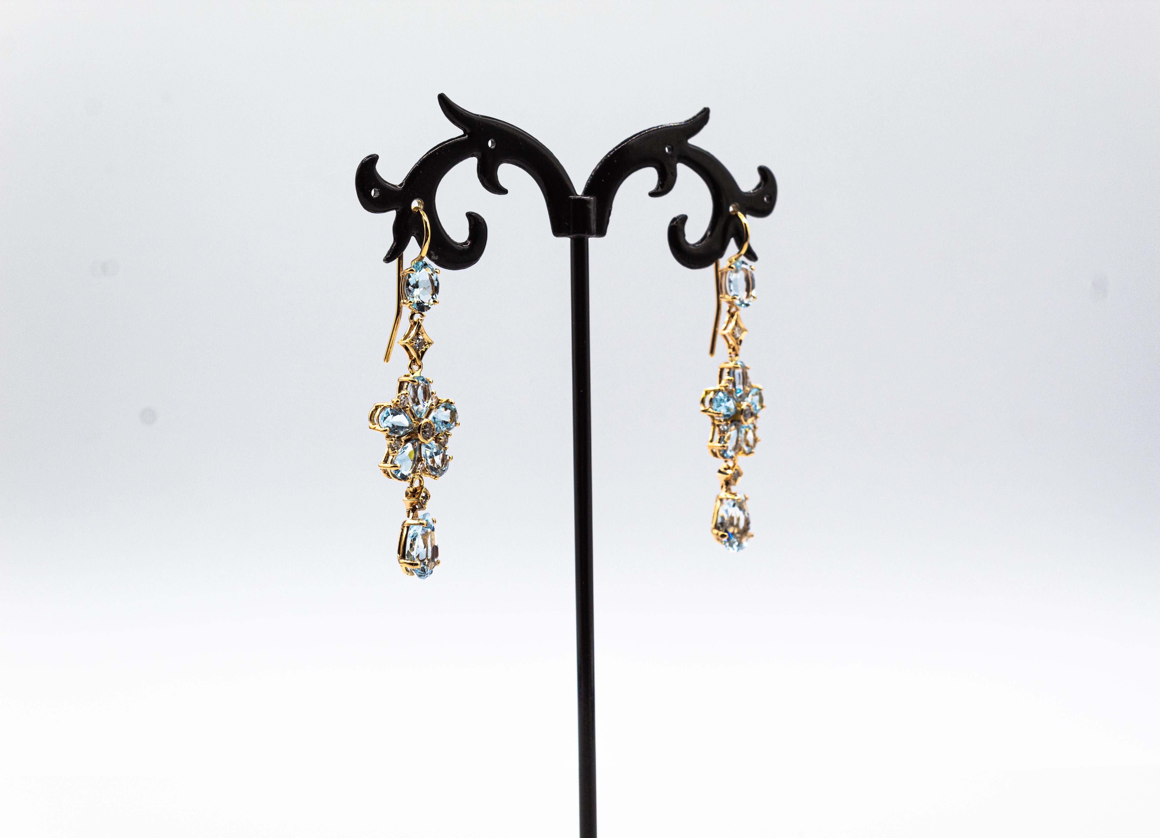 Art Nouveau Style Weißer Diamant Birnenschliff Aquamarin Gelbgold Blumen Ohrringe (Art nouveau) im Angebot