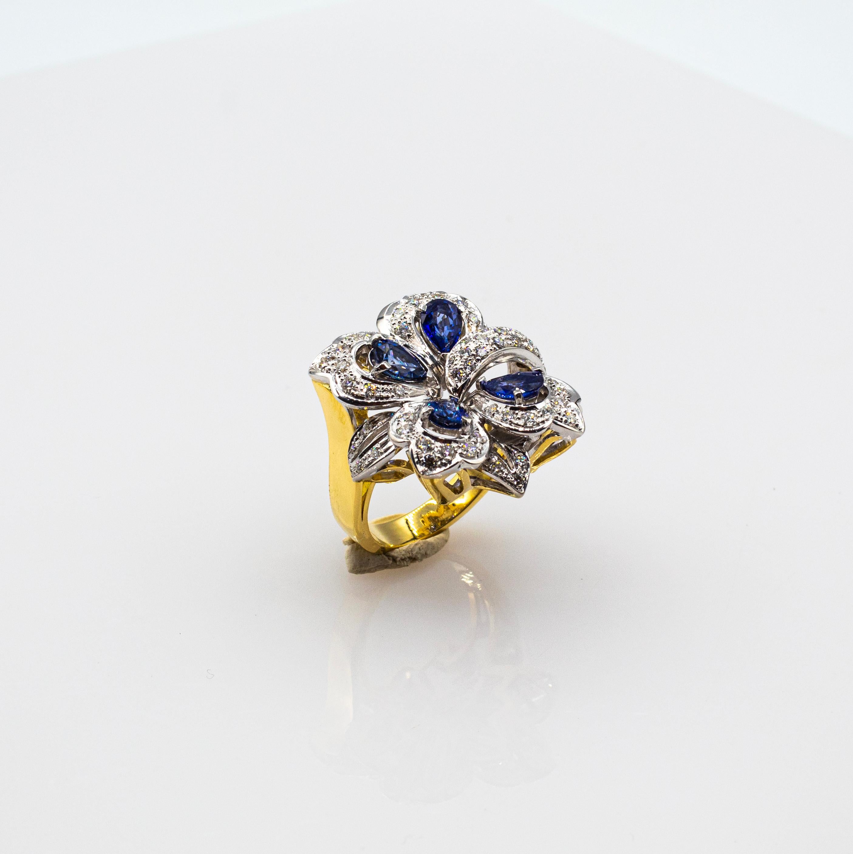 Bague de cocktail en or jaune, style Art Nouveau, diamant blanc, saphir bleu taillé en poire Unisexe en vente