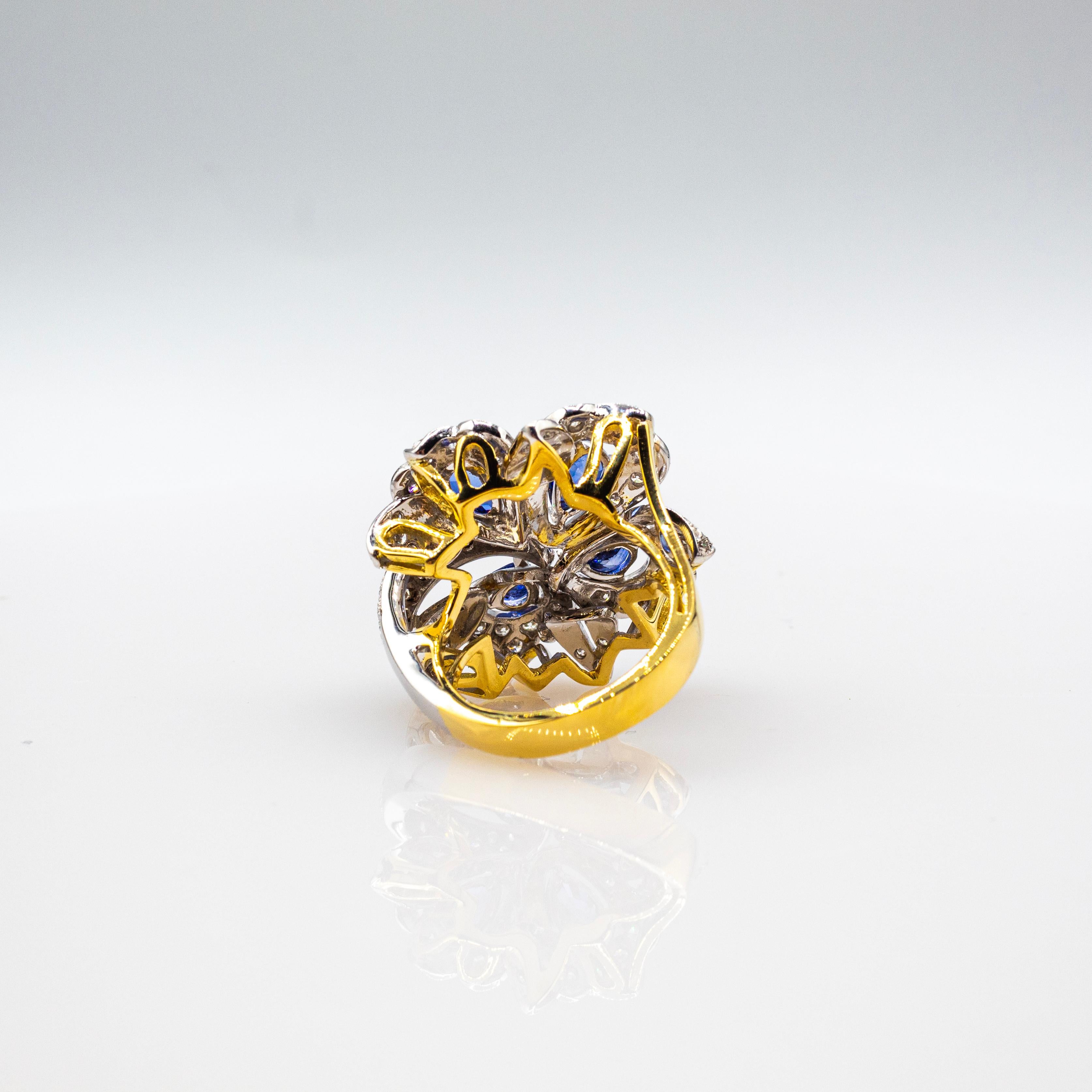 Bague de cocktail en or jaune, style Art Nouveau, diamant blanc, saphir bleu taillé en poire en vente 3