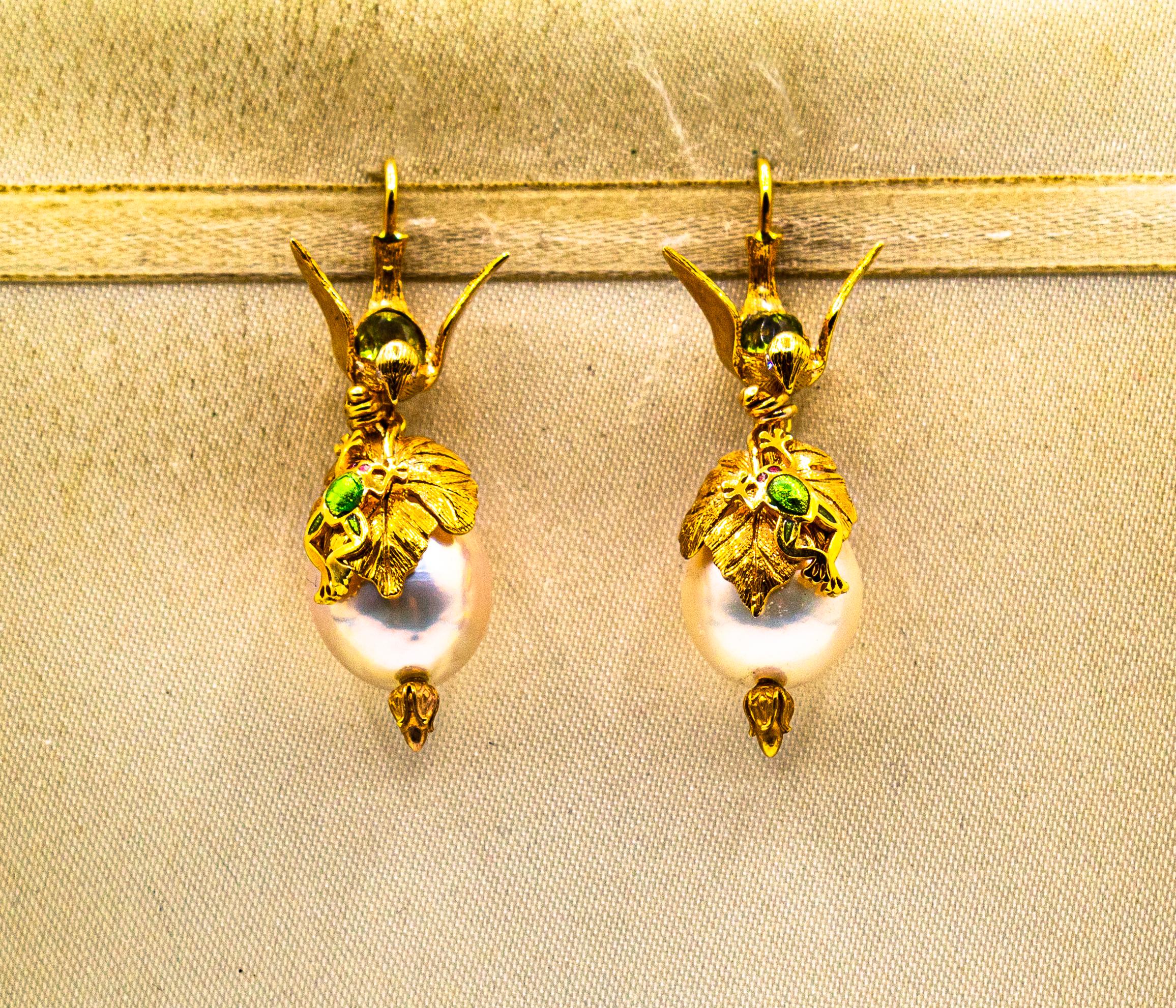 For any problems related to some materials contained in the items that do not allow shipping, please contact the seller with a private message to solve the problem.
We can ship every piece of our 1stdibs catalog worldwide.

These Stud Earrings are